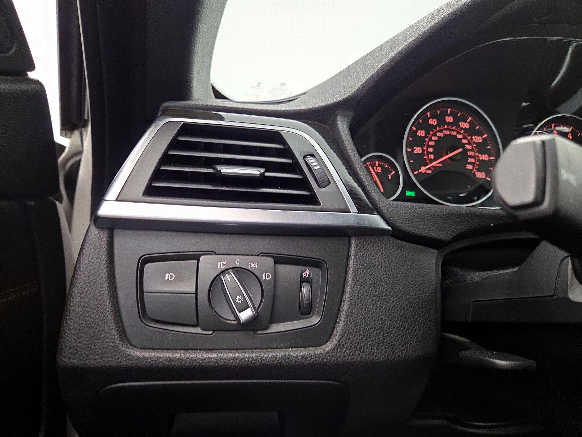 Thumbnail: 2018 BMW 4 Series - 13