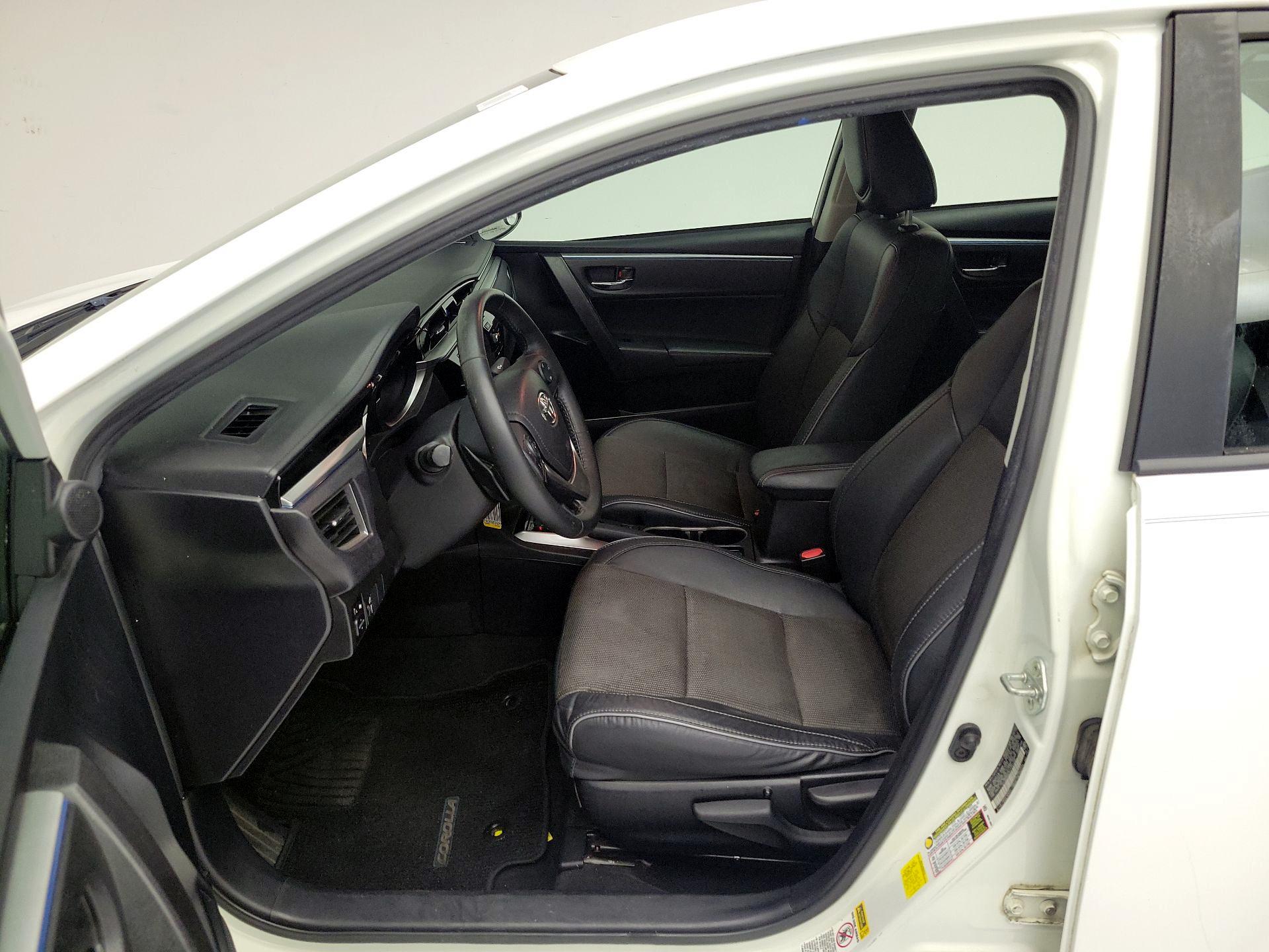 Thumbnail: 2015 Toyota Corolla - 11