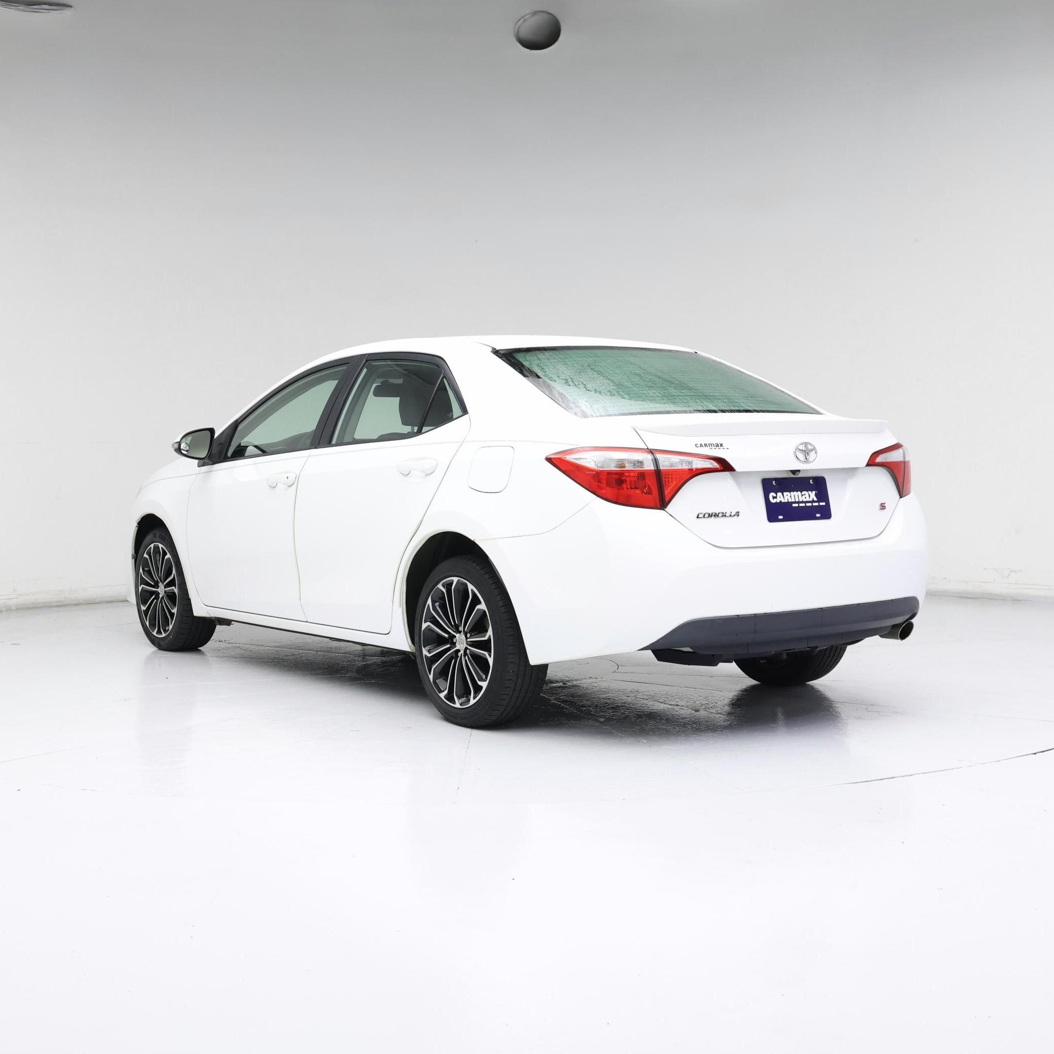 Thumbnail: 2015 Toyota Corolla - 2