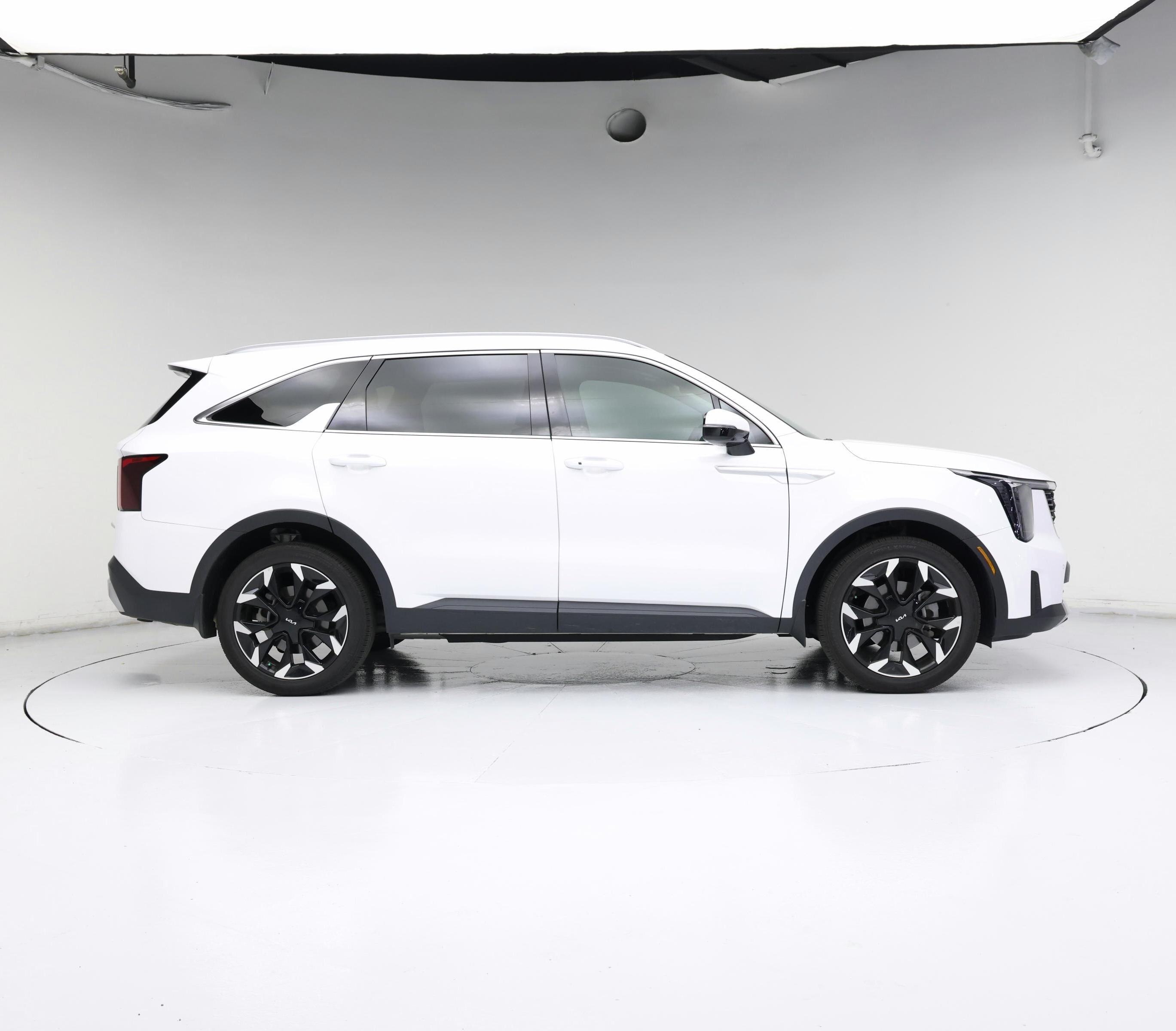 Thumbnail: 2025 Kia Sorento - 7
