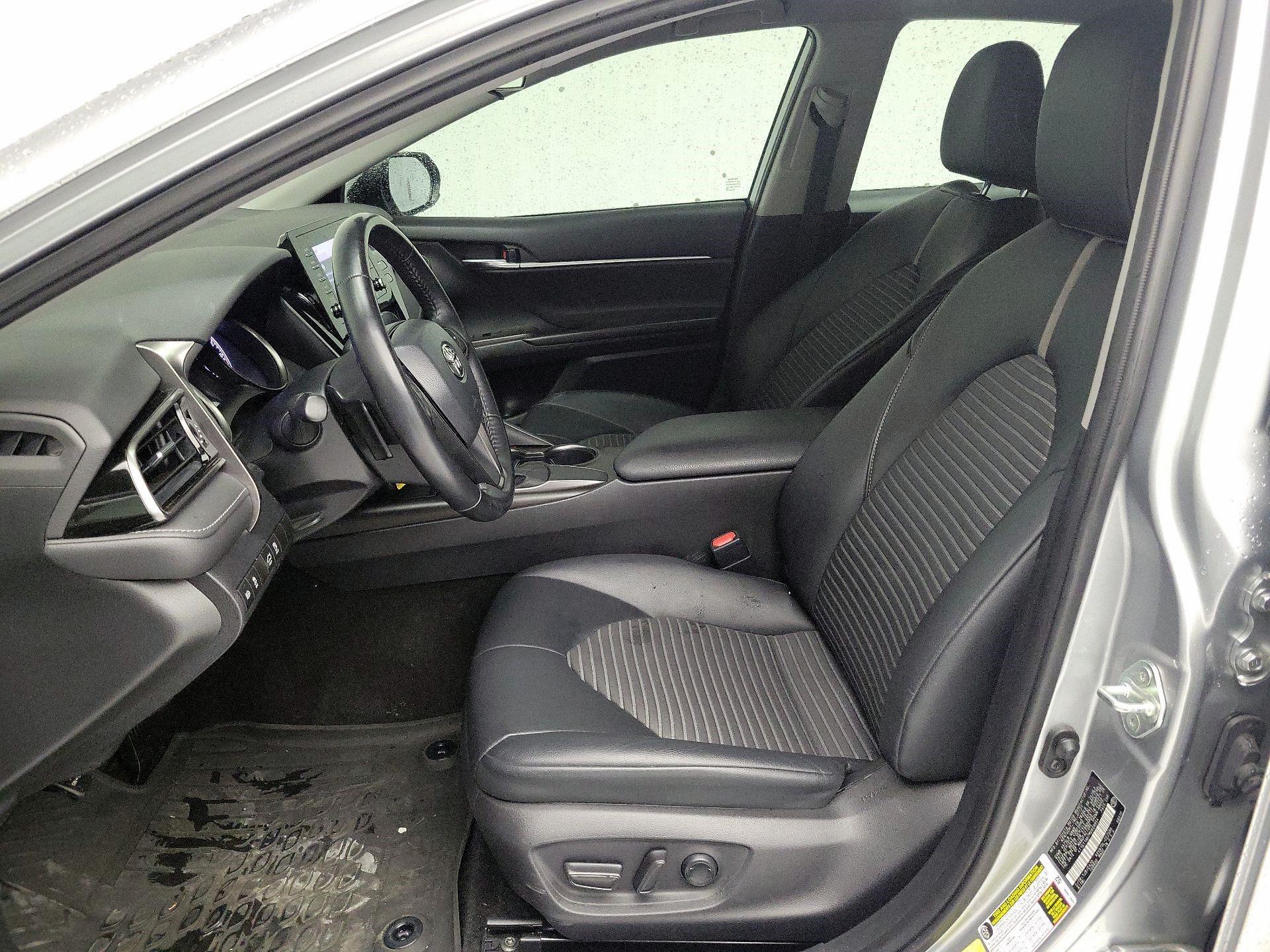 Thumbnail: 2021 Toyota Camry - 9