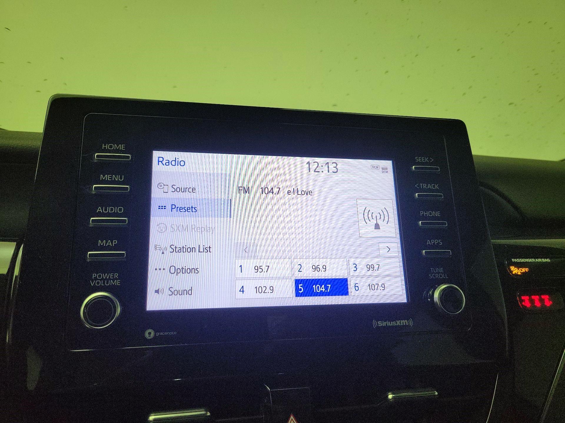 Thumbnail: 2021 Toyota Camry - 13