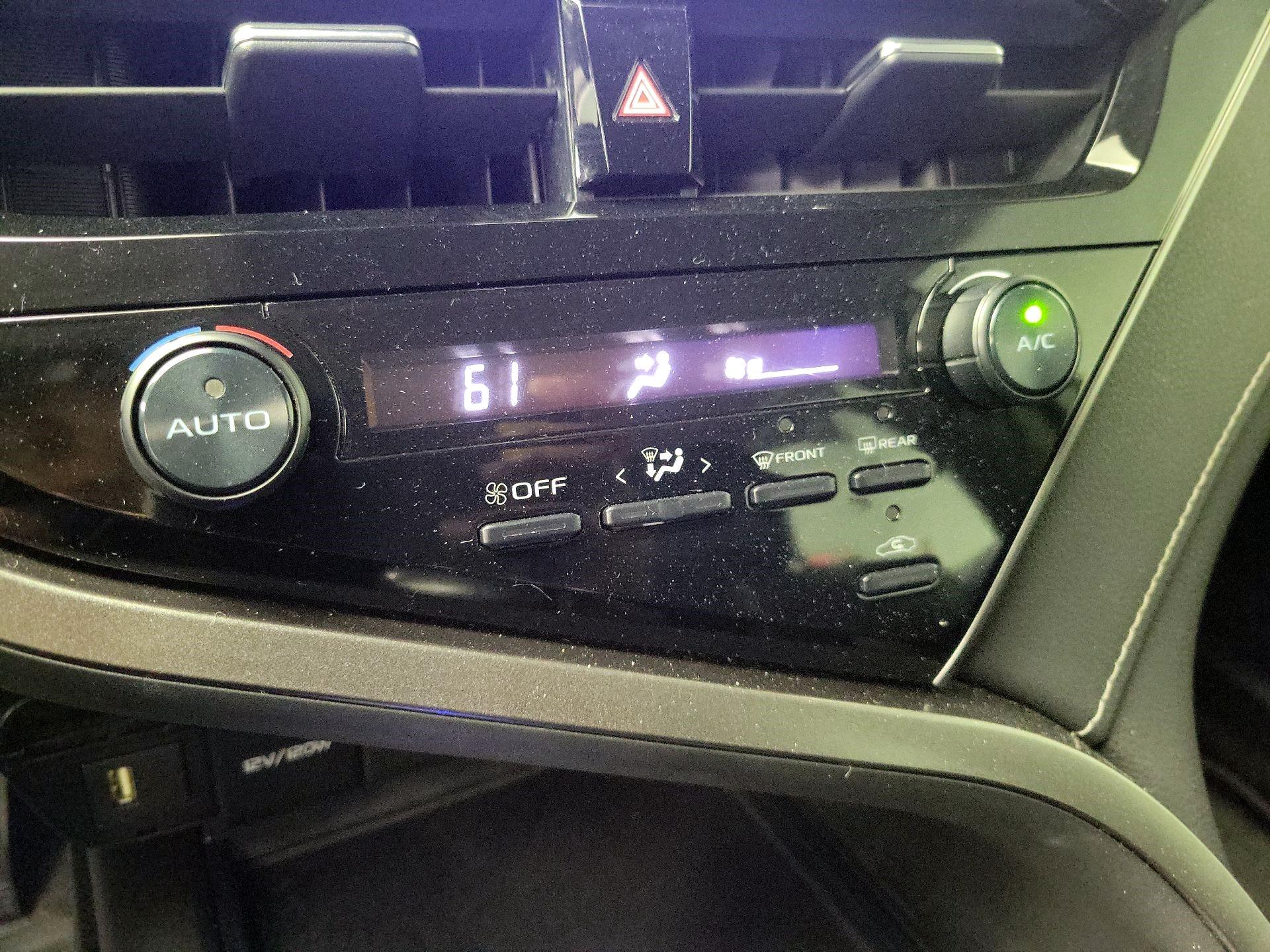 Thumbnail: 2021 Toyota Camry - 14