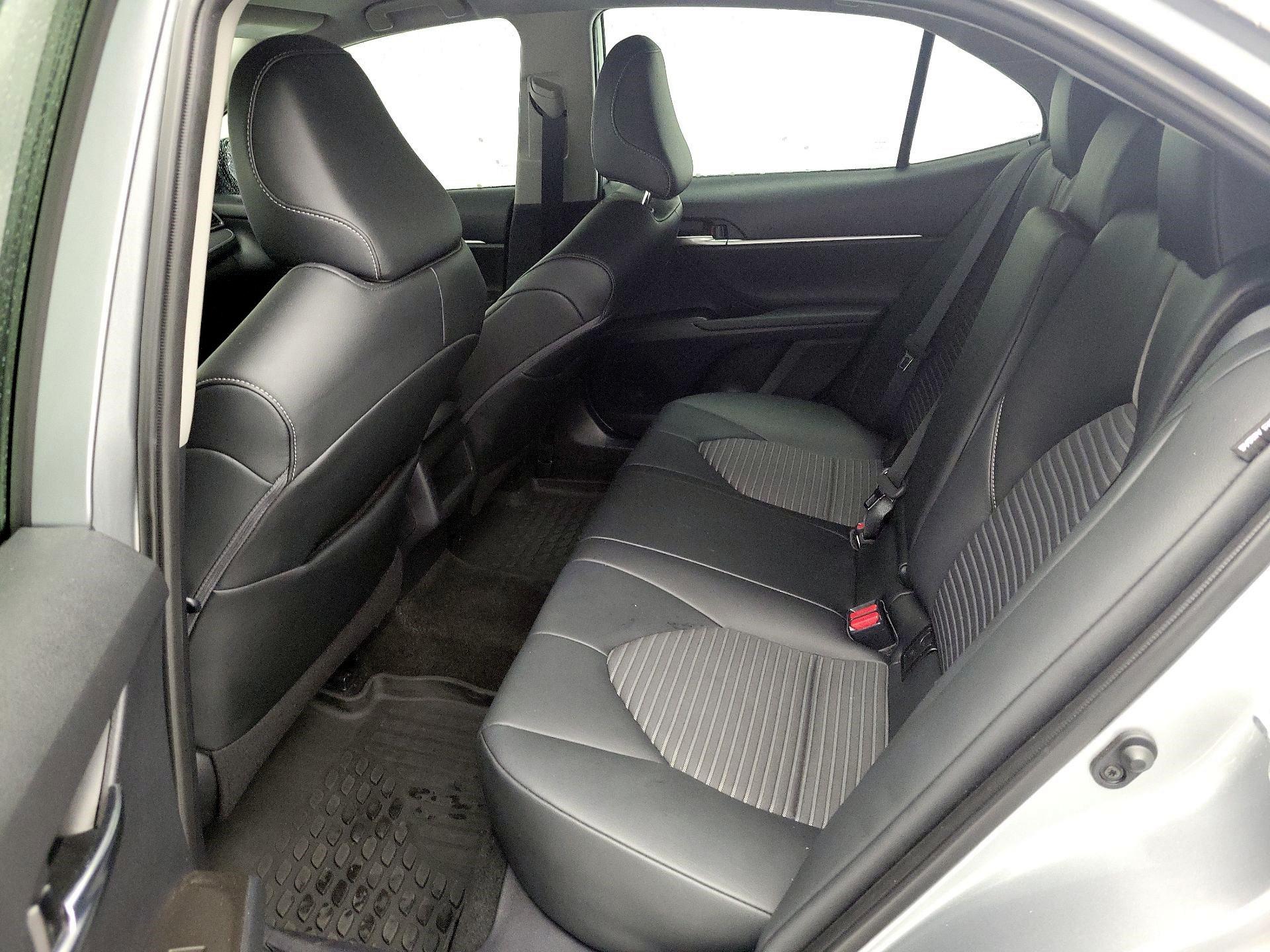 Thumbnail: 2021 Toyota Camry - 17