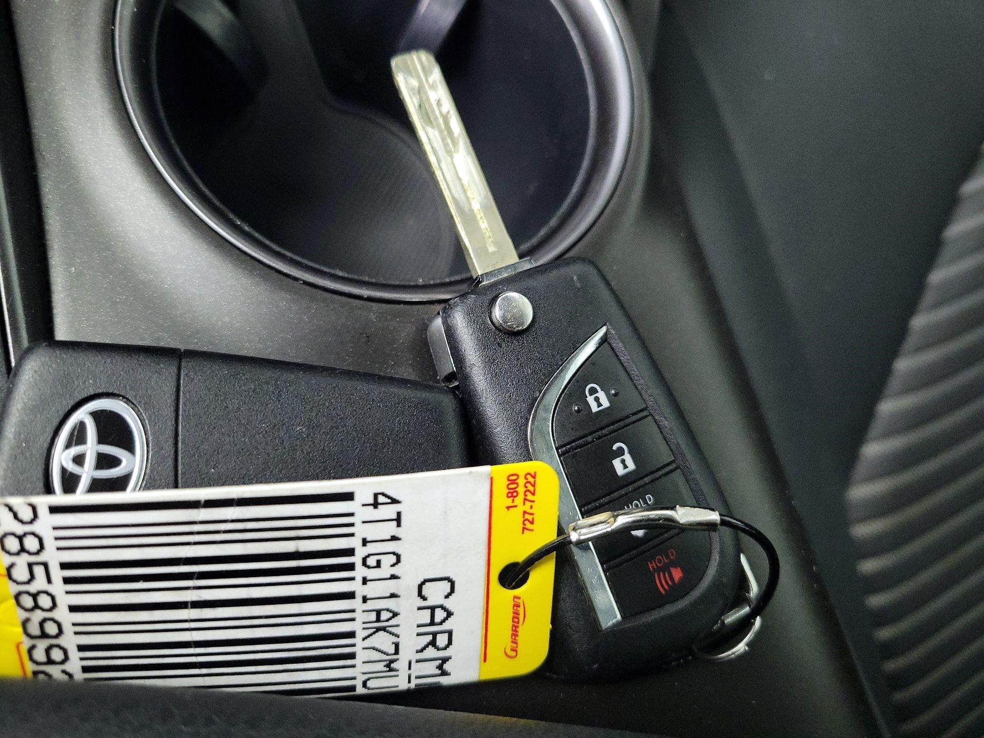 Thumbnail: 2021 Toyota Camry - 20