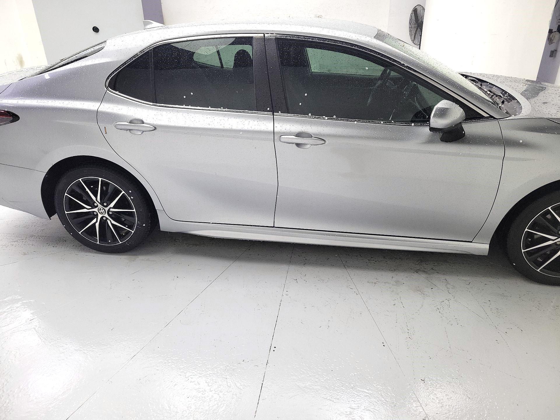 Thumbnail: 2021 Toyota Camry - 4