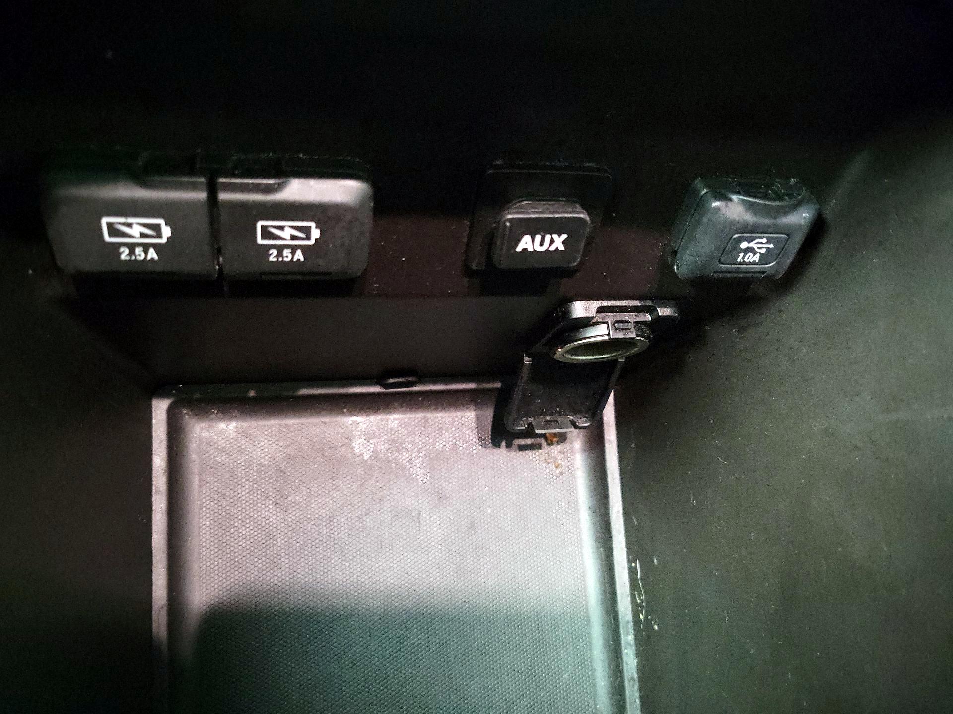 Thumbnail: 2017 Acura MDX - 18