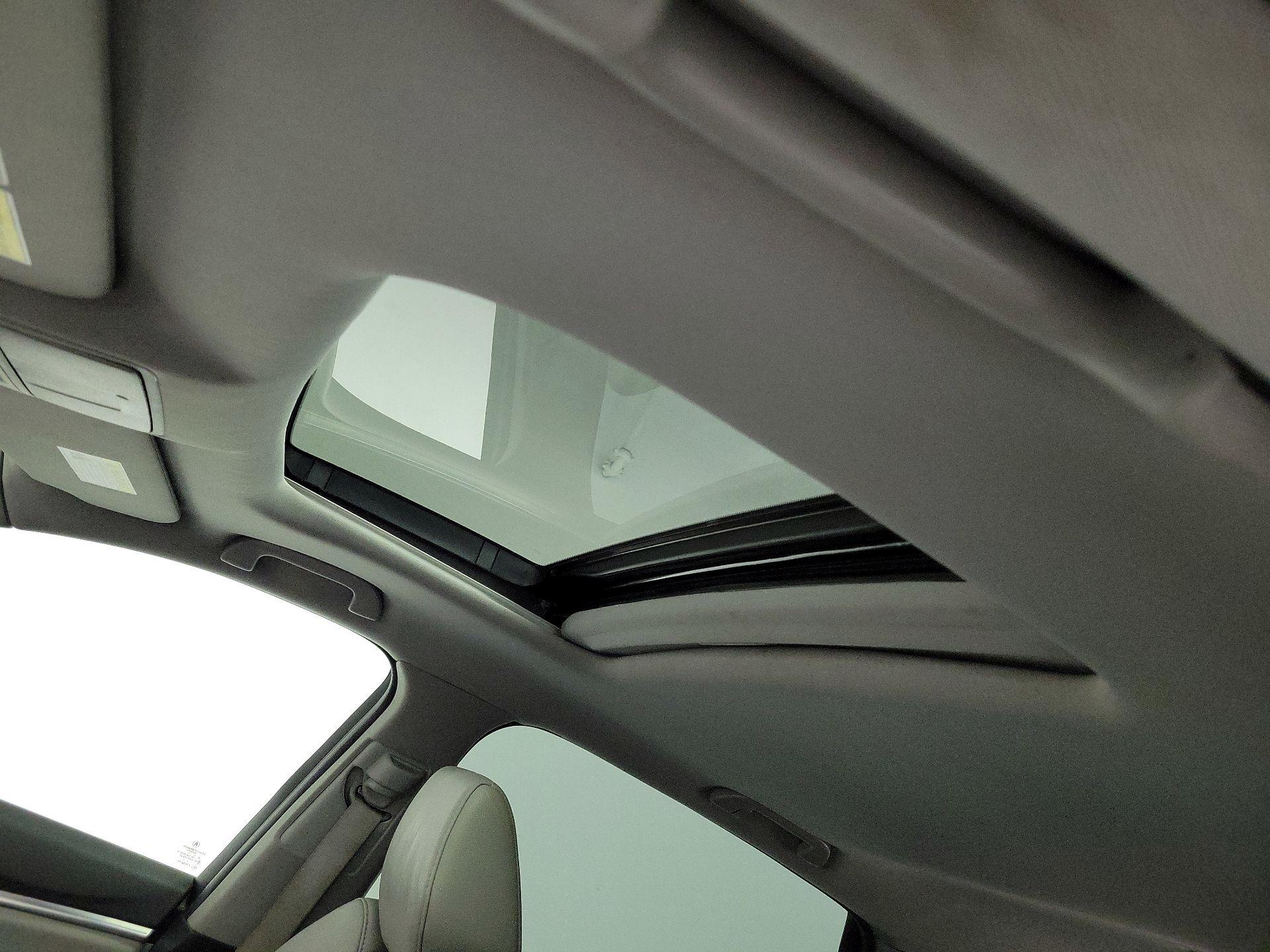 Thumbnail: 2017 Acura MDX - 19