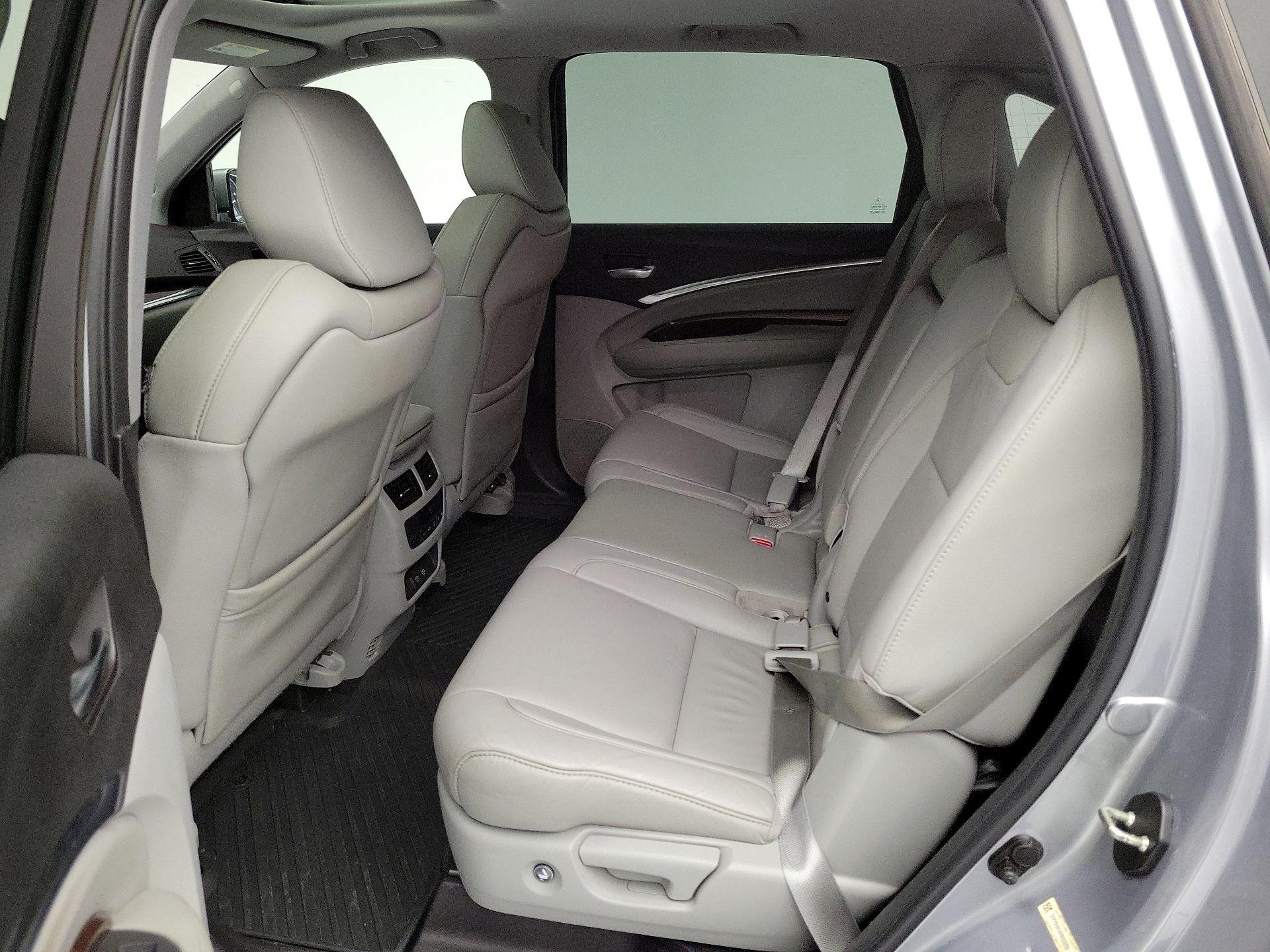 Thumbnail: 2017 Acura MDX - 20