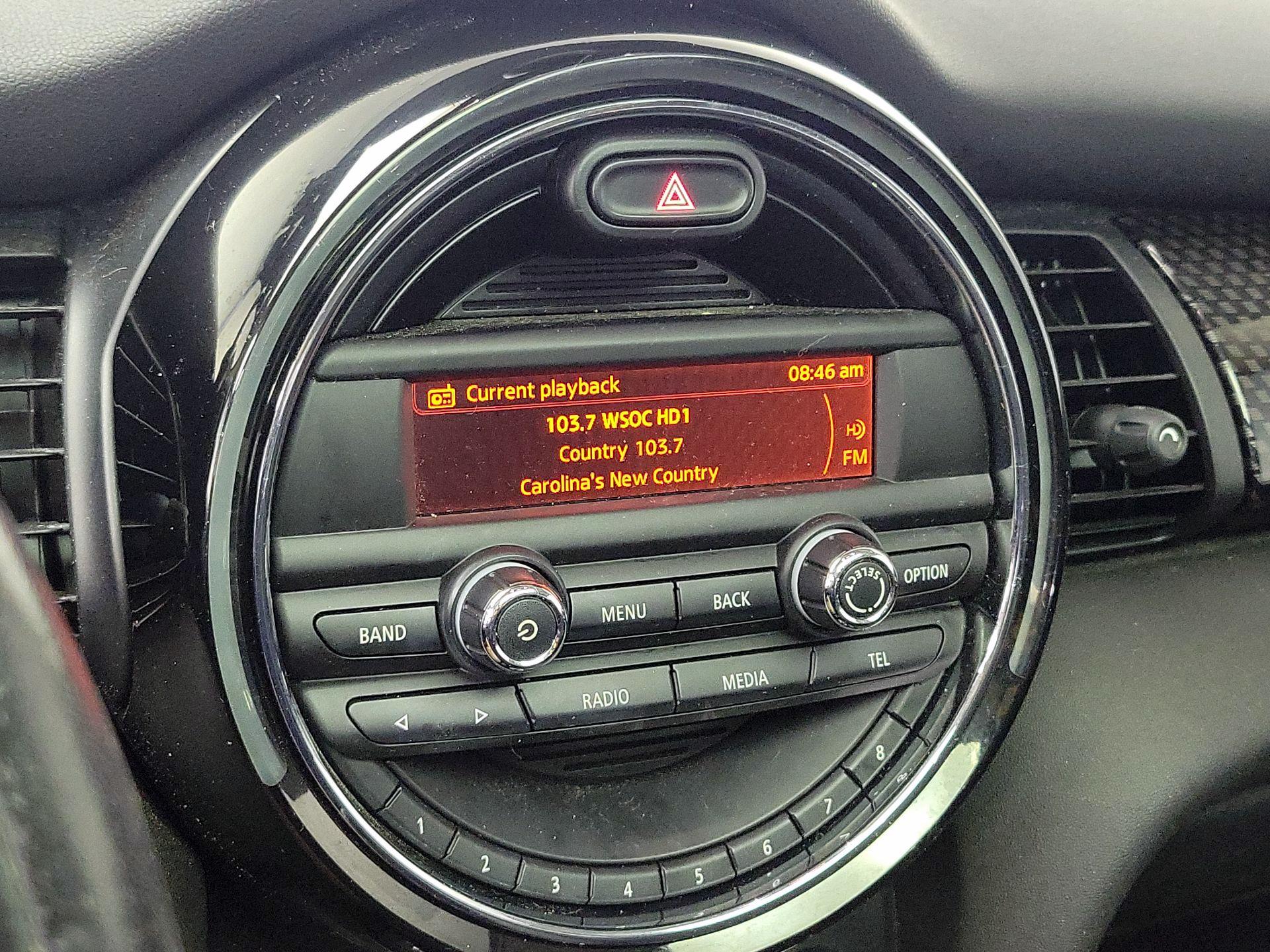 Thumbnail: 2016 MINI Cooper Hardtop - 15