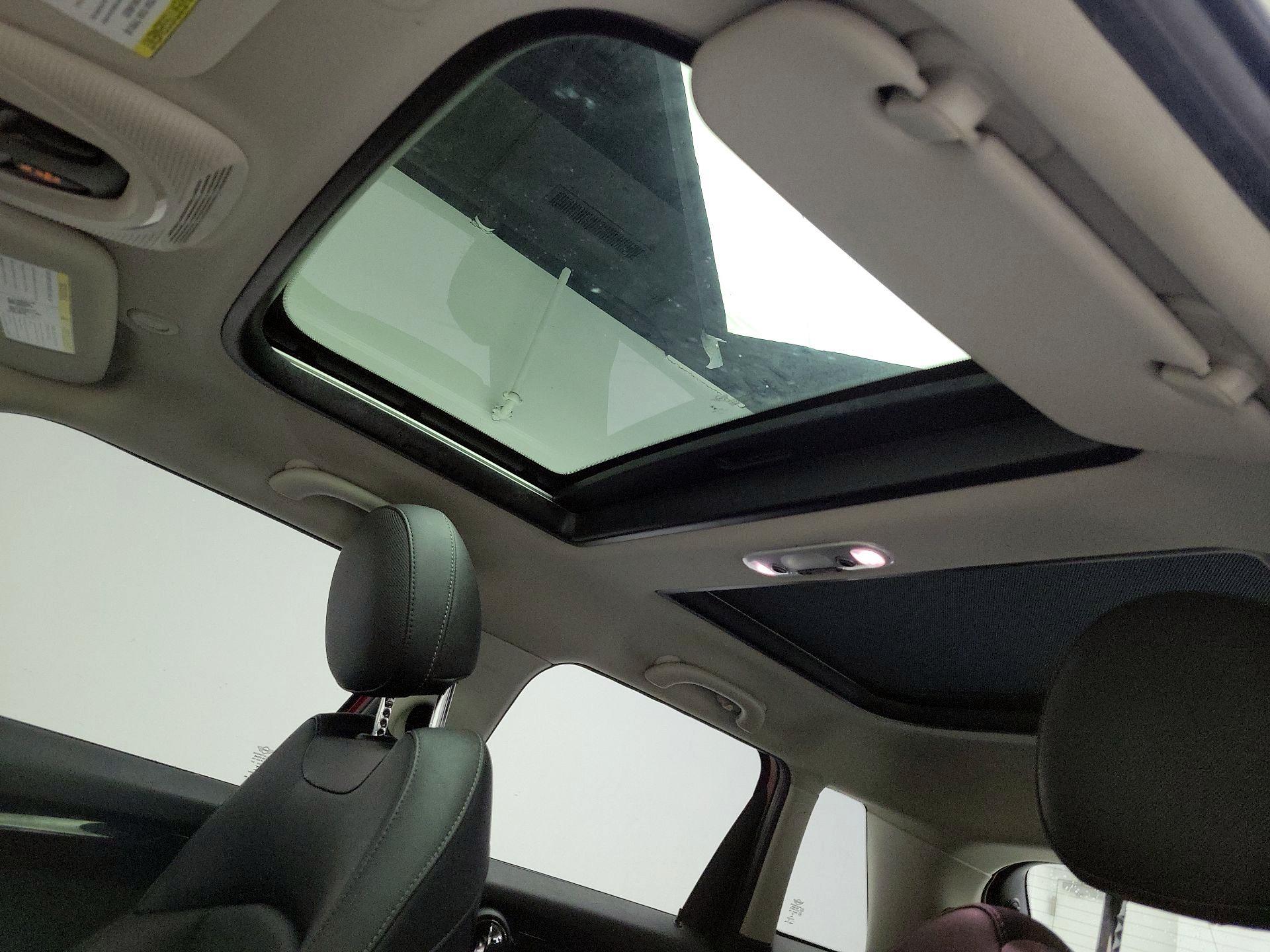 Thumbnail: 2016 MINI Cooper Hardtop - 19