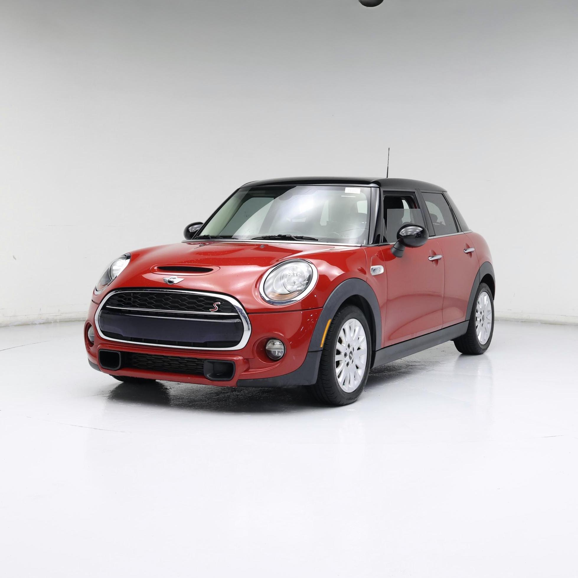 Thumbnail: 2016 MINI Cooper Hardtop - 4