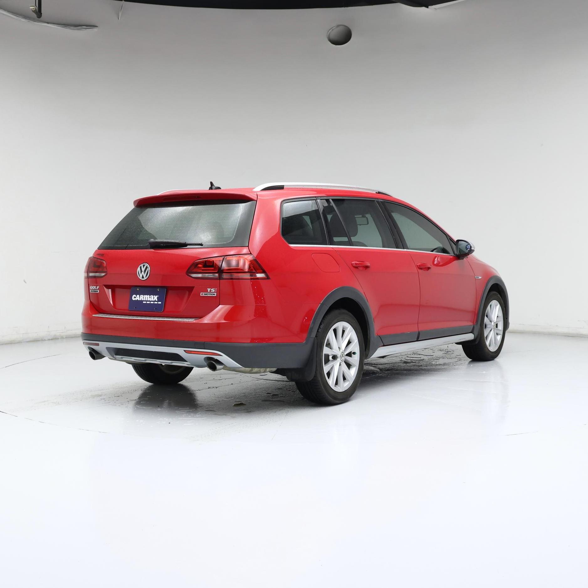 Thumbnail: 2017 Volkswagen Golf - 8