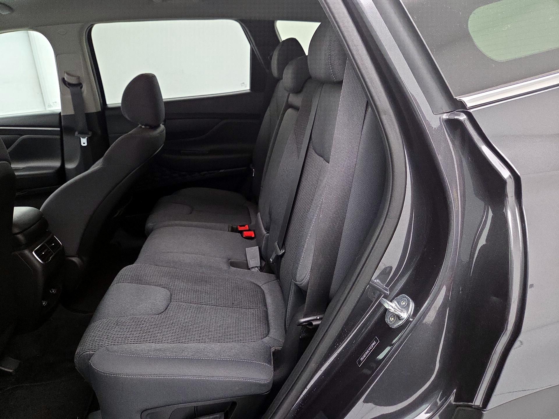 Thumbnail: 2022 Hyundai Santa Fe - 19