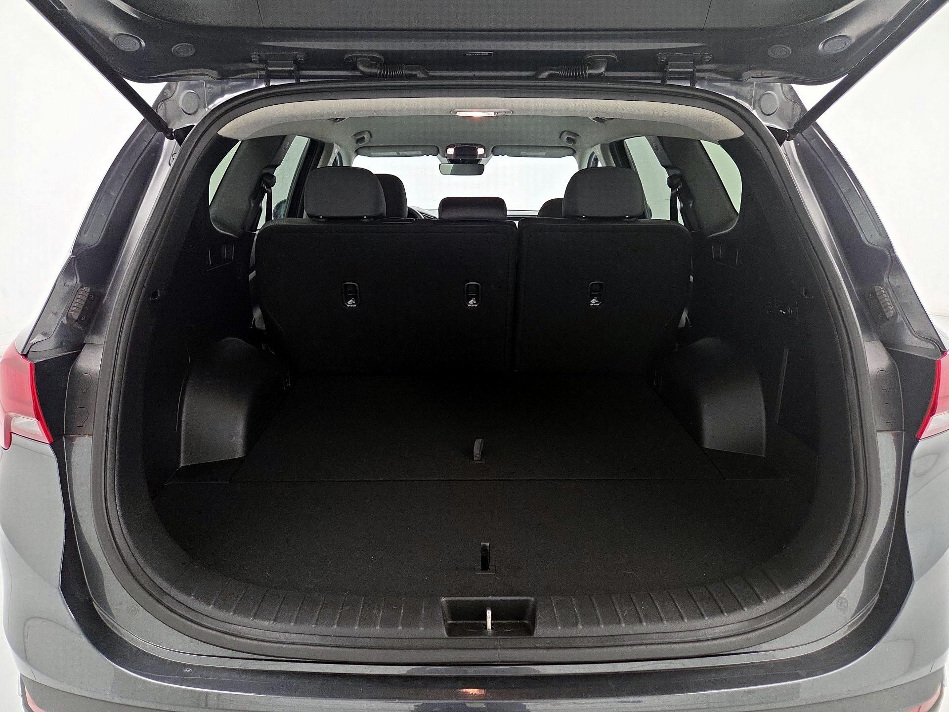 Thumbnail: 2022 Hyundai Santa Fe - 20