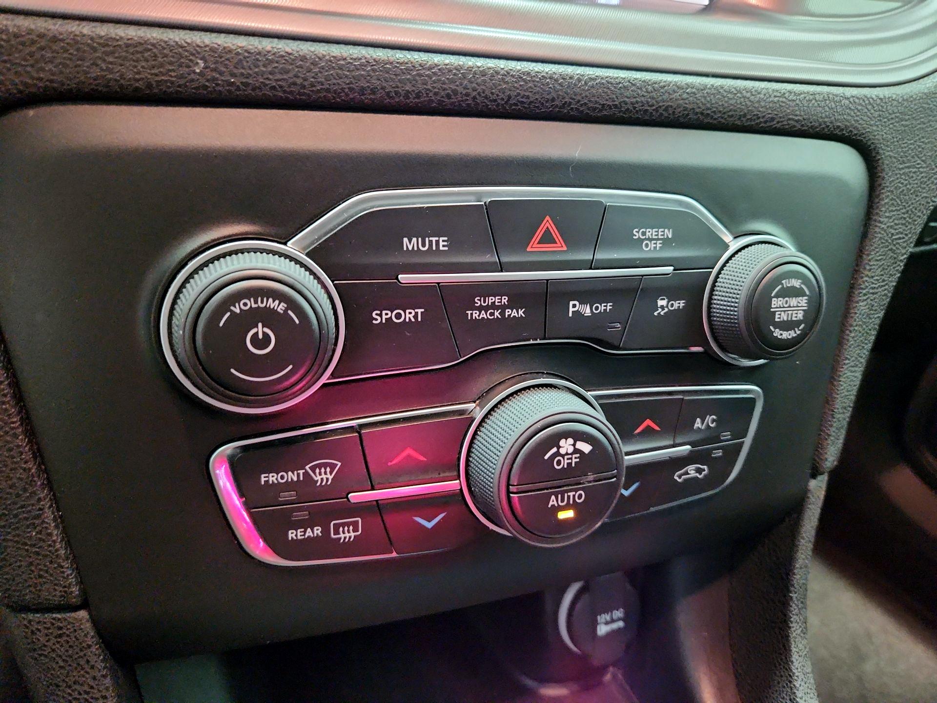 Thumbnail: 2023 Dodge Charger - 16