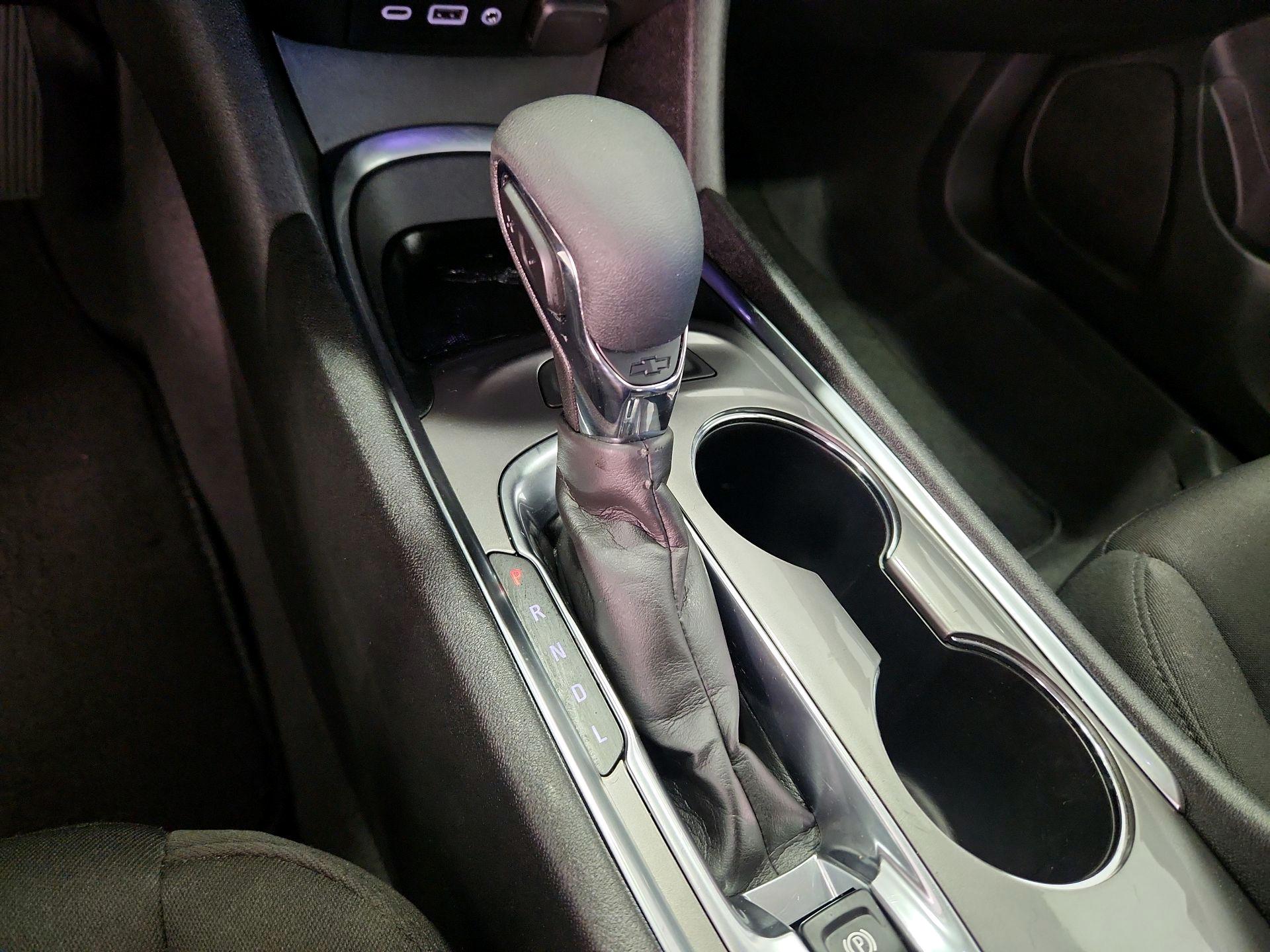 Thumbnail: 2023 Chevrolet Malibu - 17