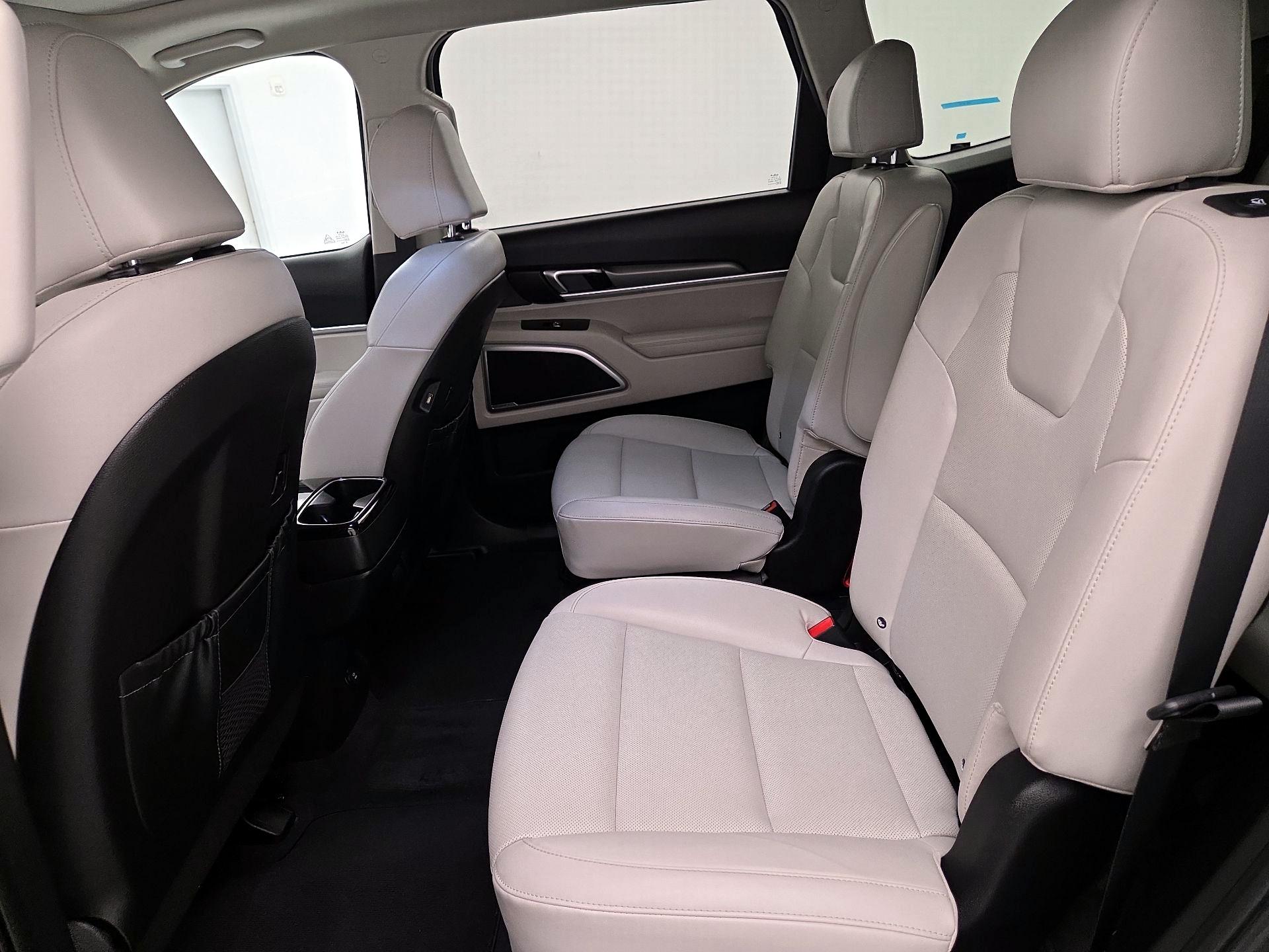 Thumbnail: 2022 Kia Telluride - 20