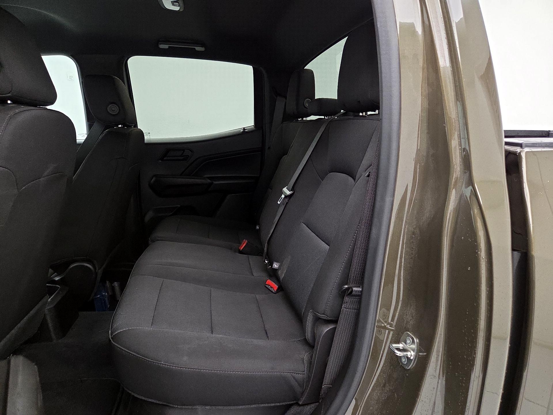 Thumbnail: 2023 Chevrolet Colorado - 18