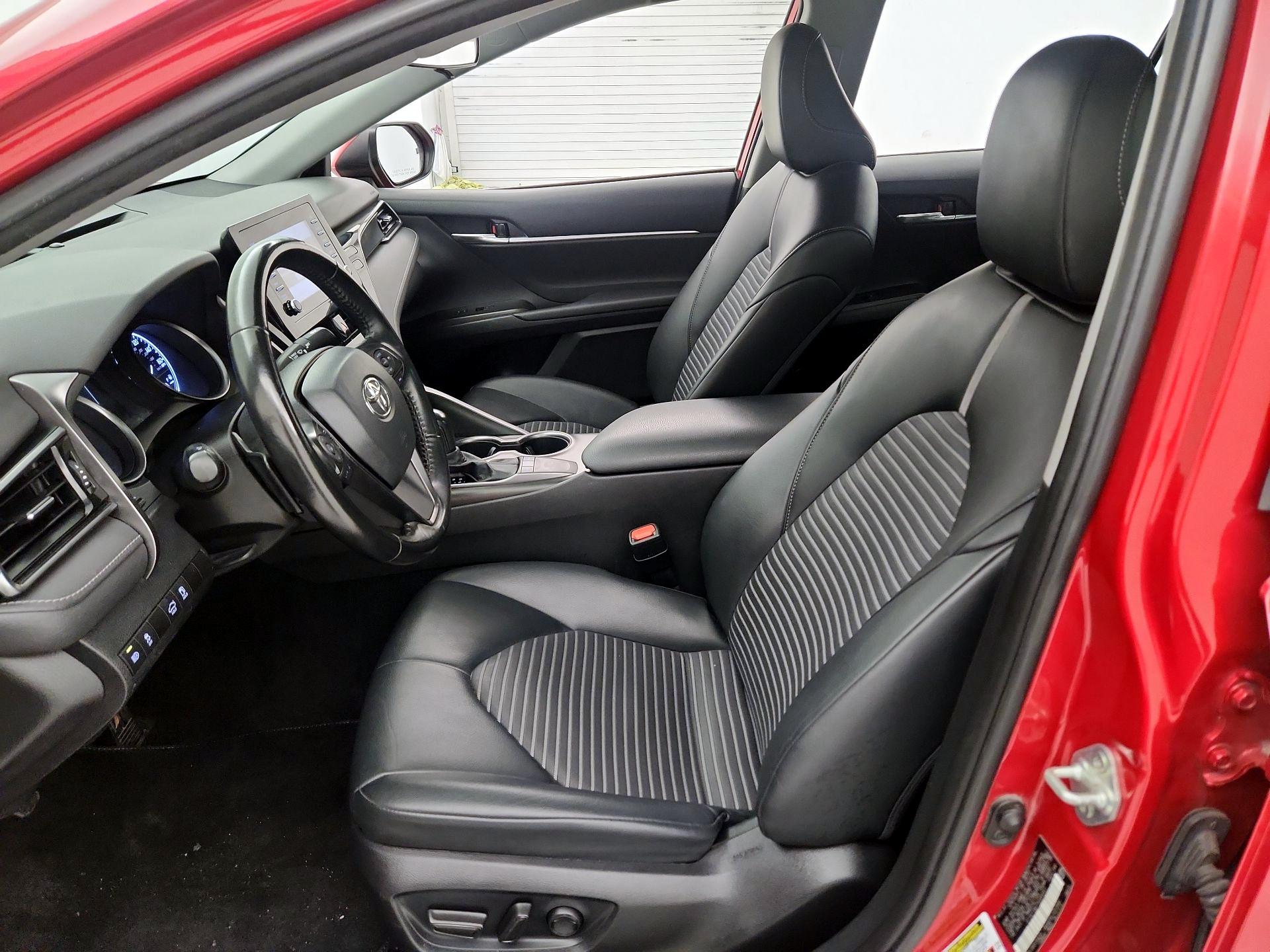 Thumbnail: 2023 Toyota Camry - 11