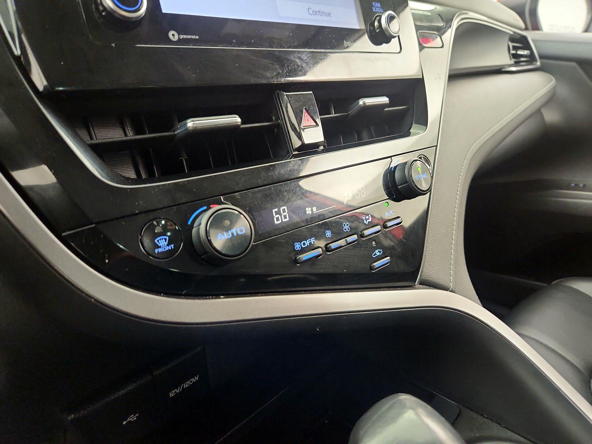 Thumbnail: 2023 Toyota Camry - 16