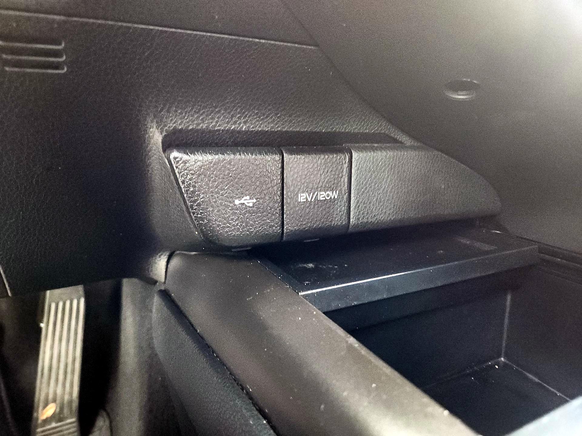 Thumbnail: 2023 Toyota Camry - 18