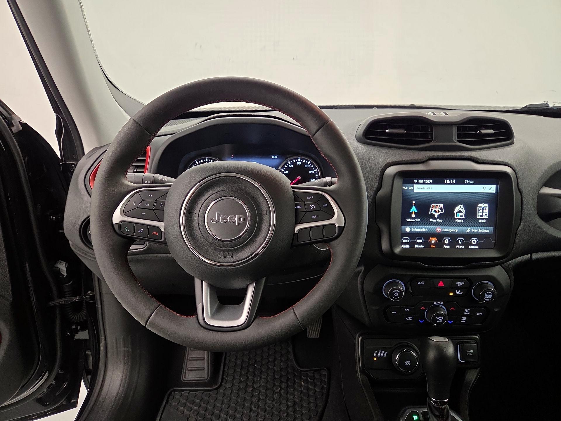 Thumbnail: 2023 Jeep Renegade - 9