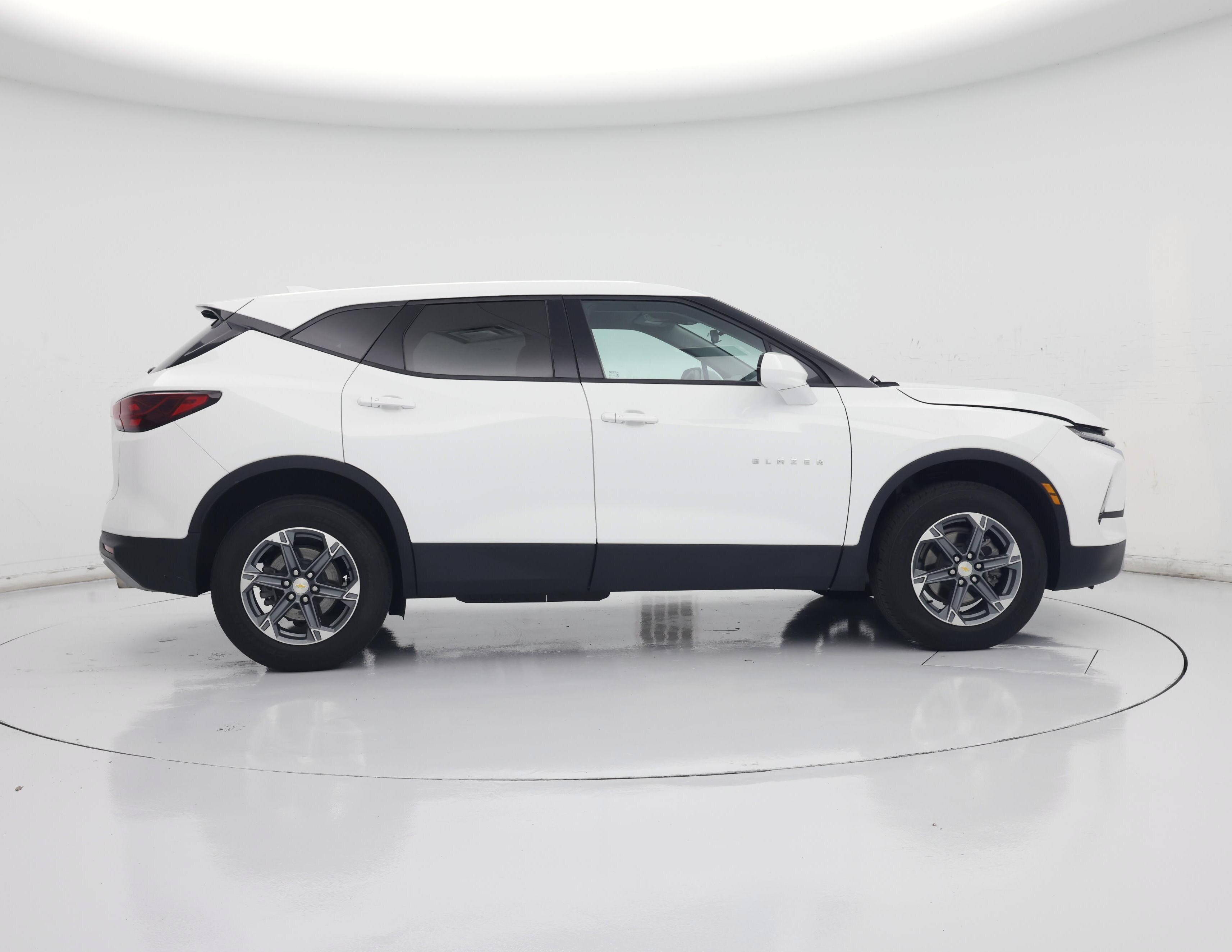 Thumbnail: 2023 Chevrolet Blazer - 7