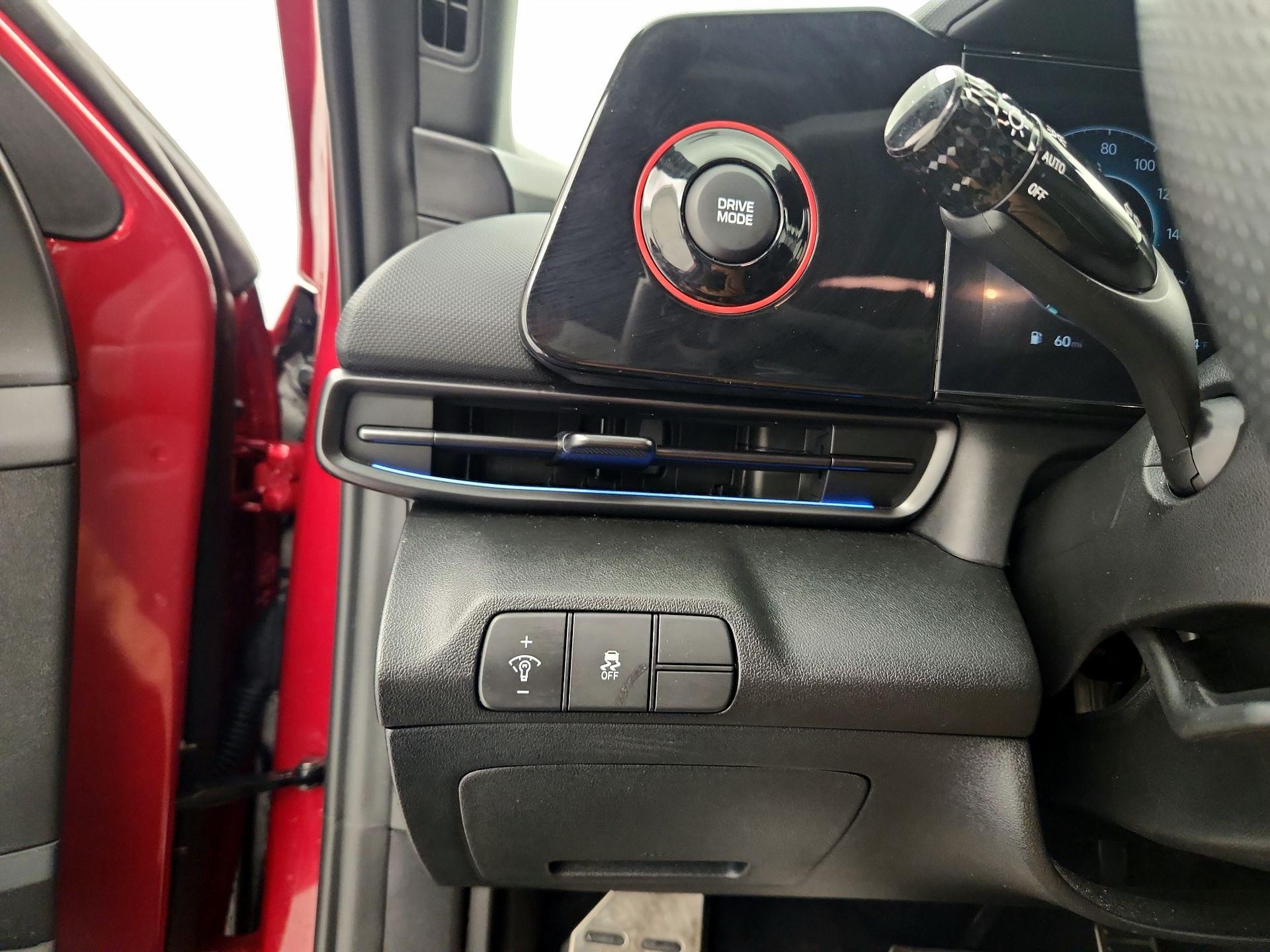 Thumbnail: 2025 Hyundai Elantra - 13