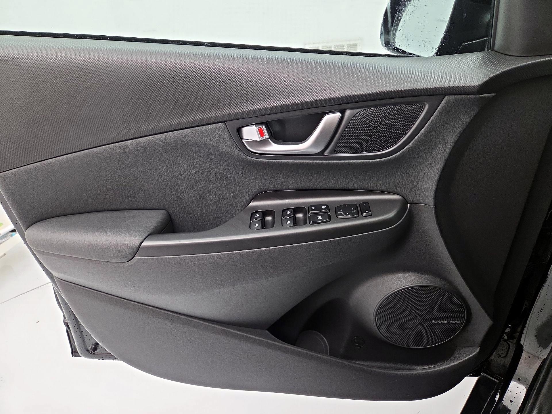 Thumbnail: 2023 Hyundai Kona - 12