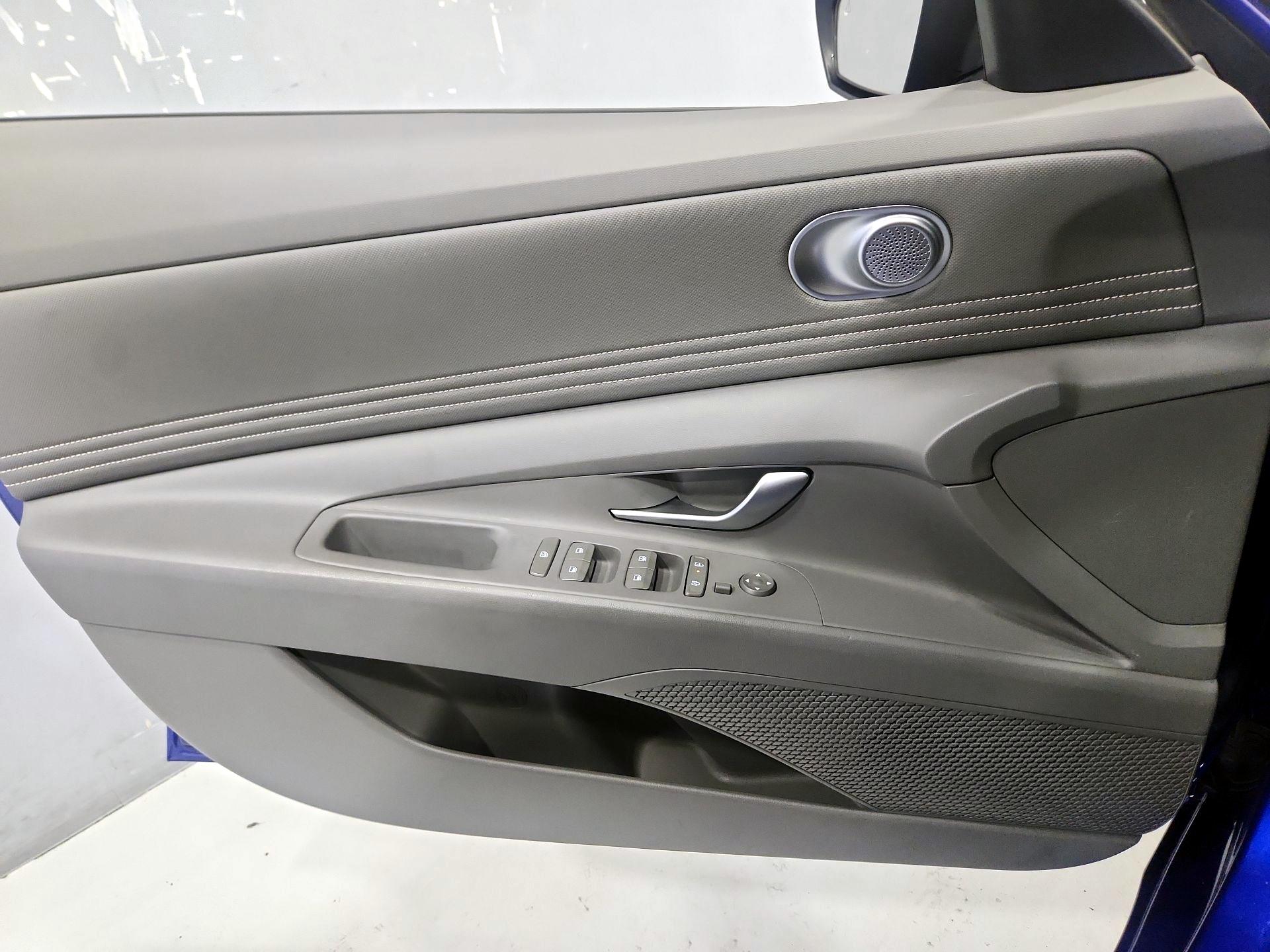 Thumbnail: 2024 Hyundai Elantra - 12