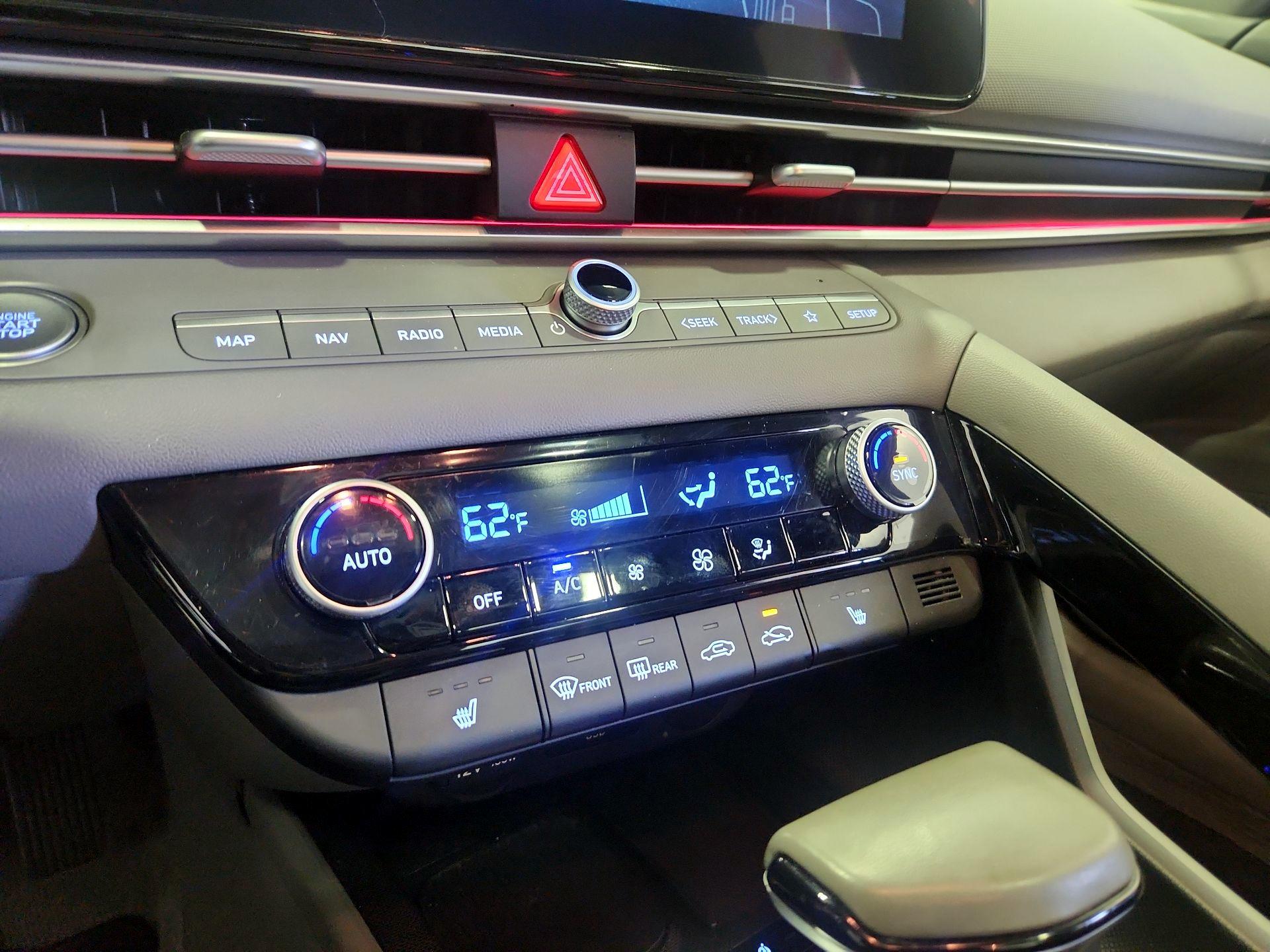 Thumbnail: 2024 Hyundai Elantra - 17