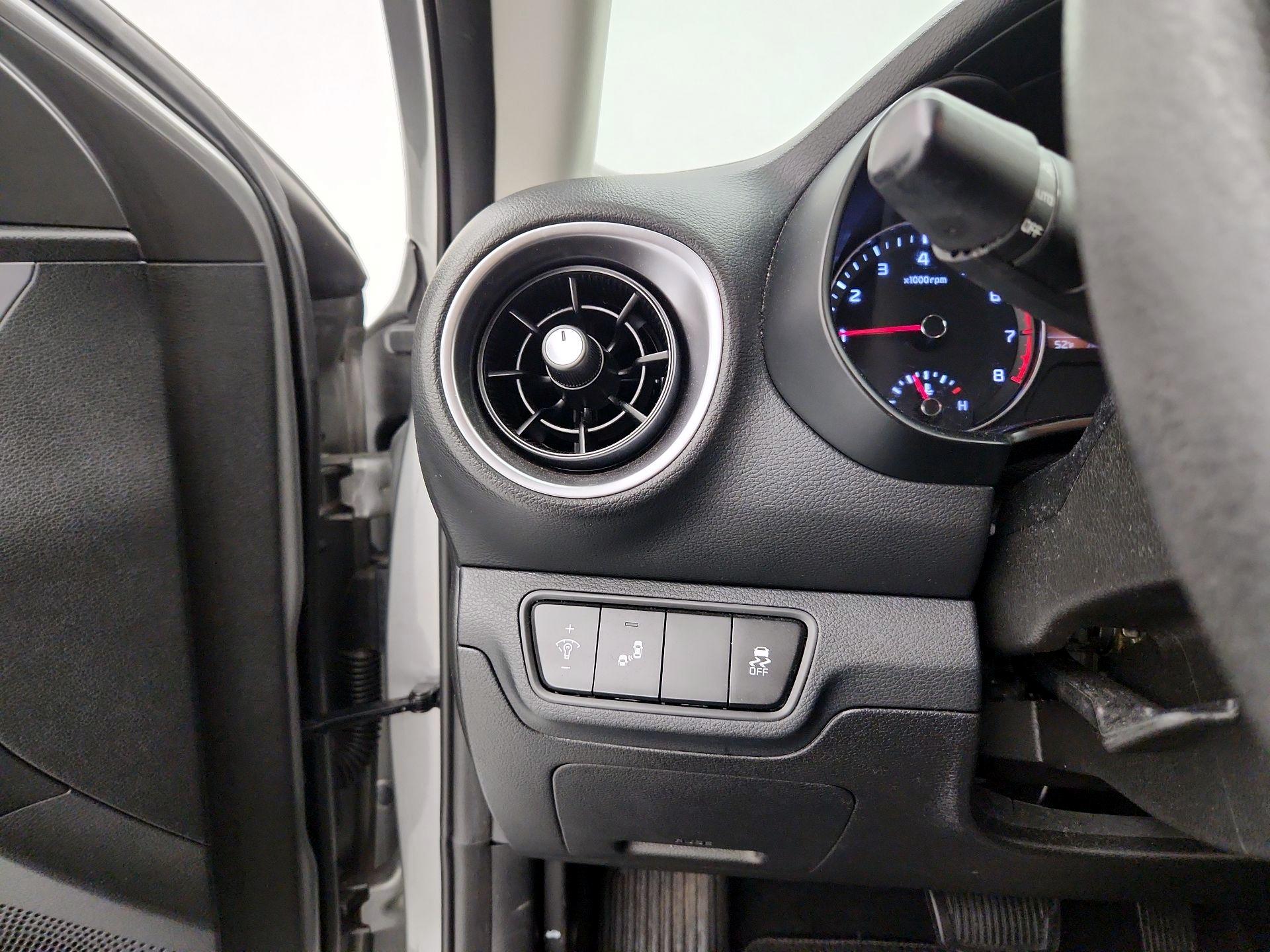 Thumbnail: 2023 Kia Forte - 13