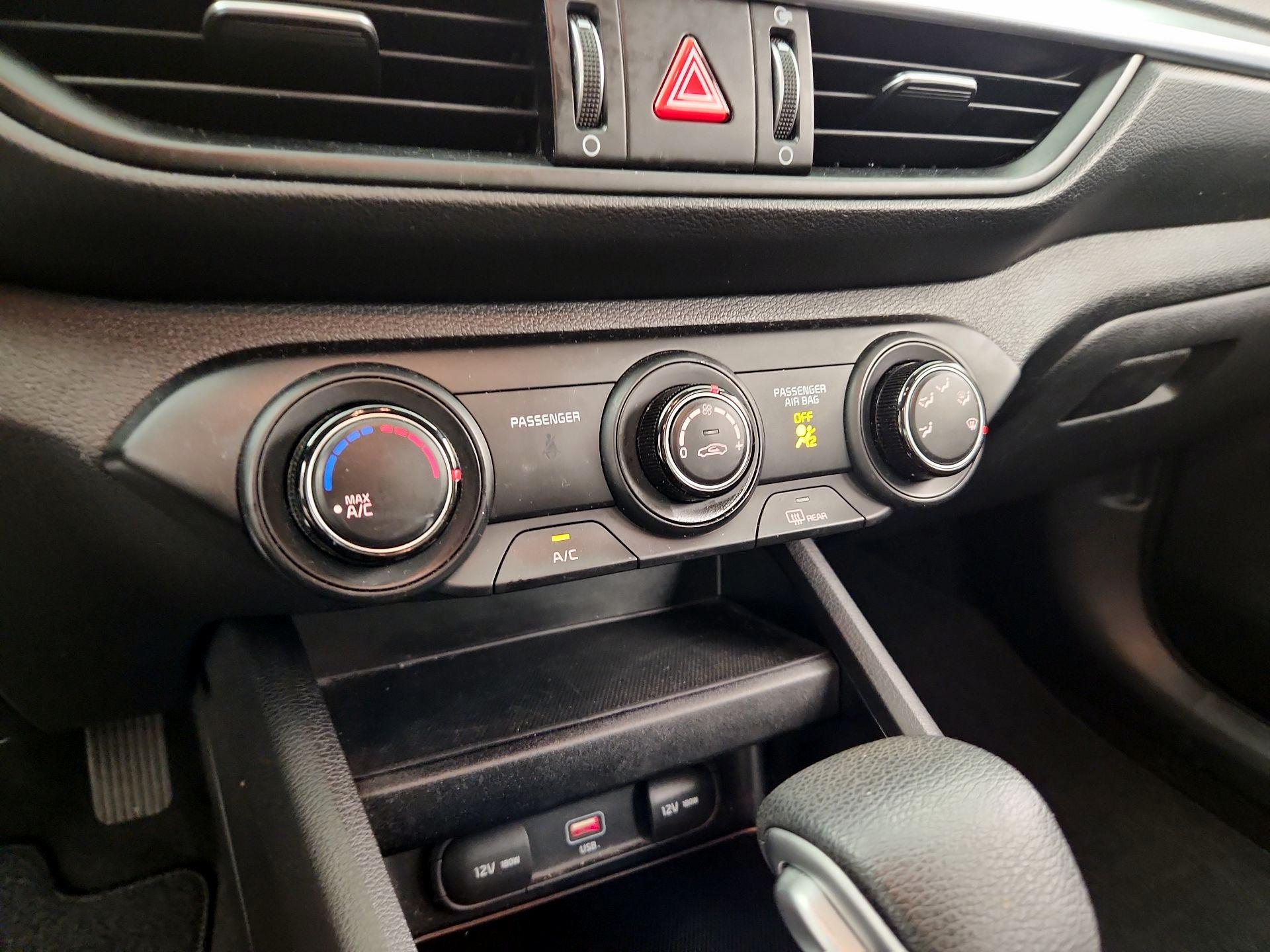 Thumbnail: 2023 Kia Forte - 16