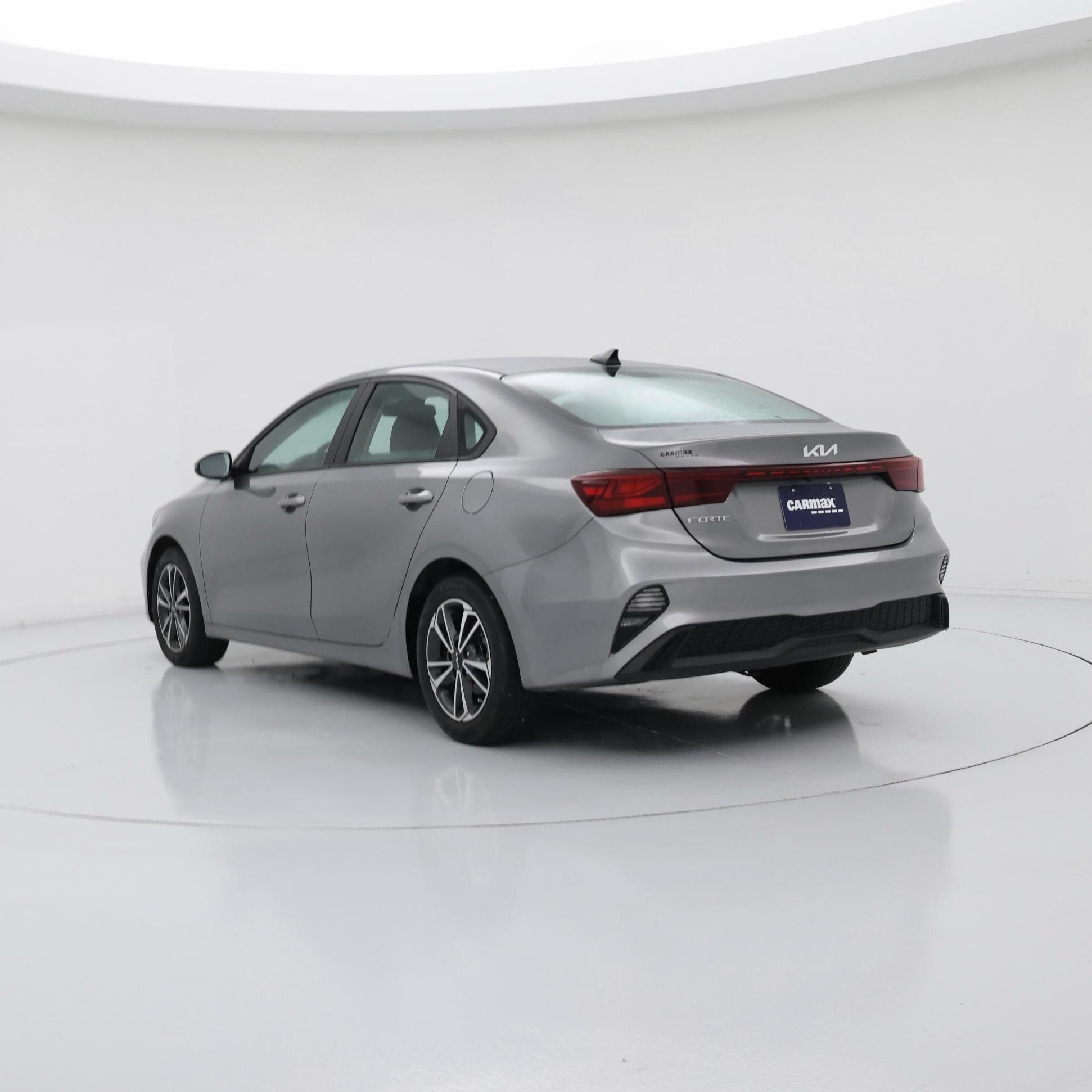 Thumbnail: 2023 Kia Forte - 2