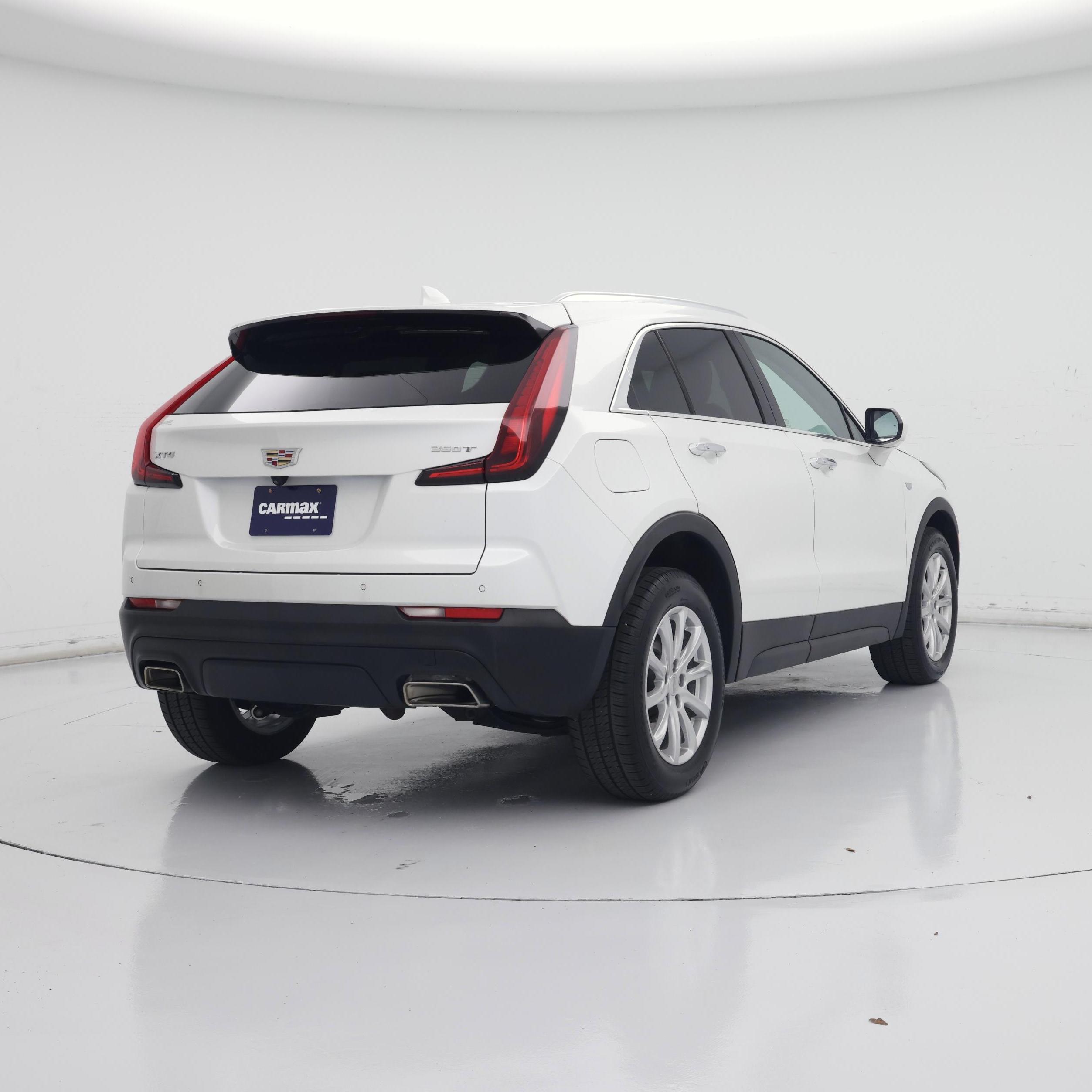 Thumbnail: 2023 Cadillac XT4 - 8