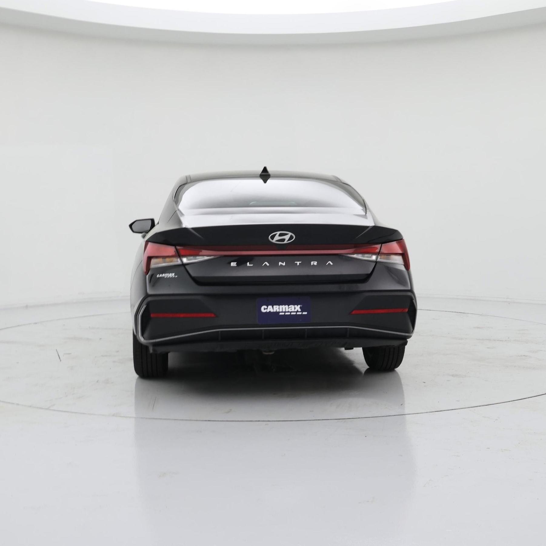 Thumbnail: 2024 Hyundai Elantra - 6