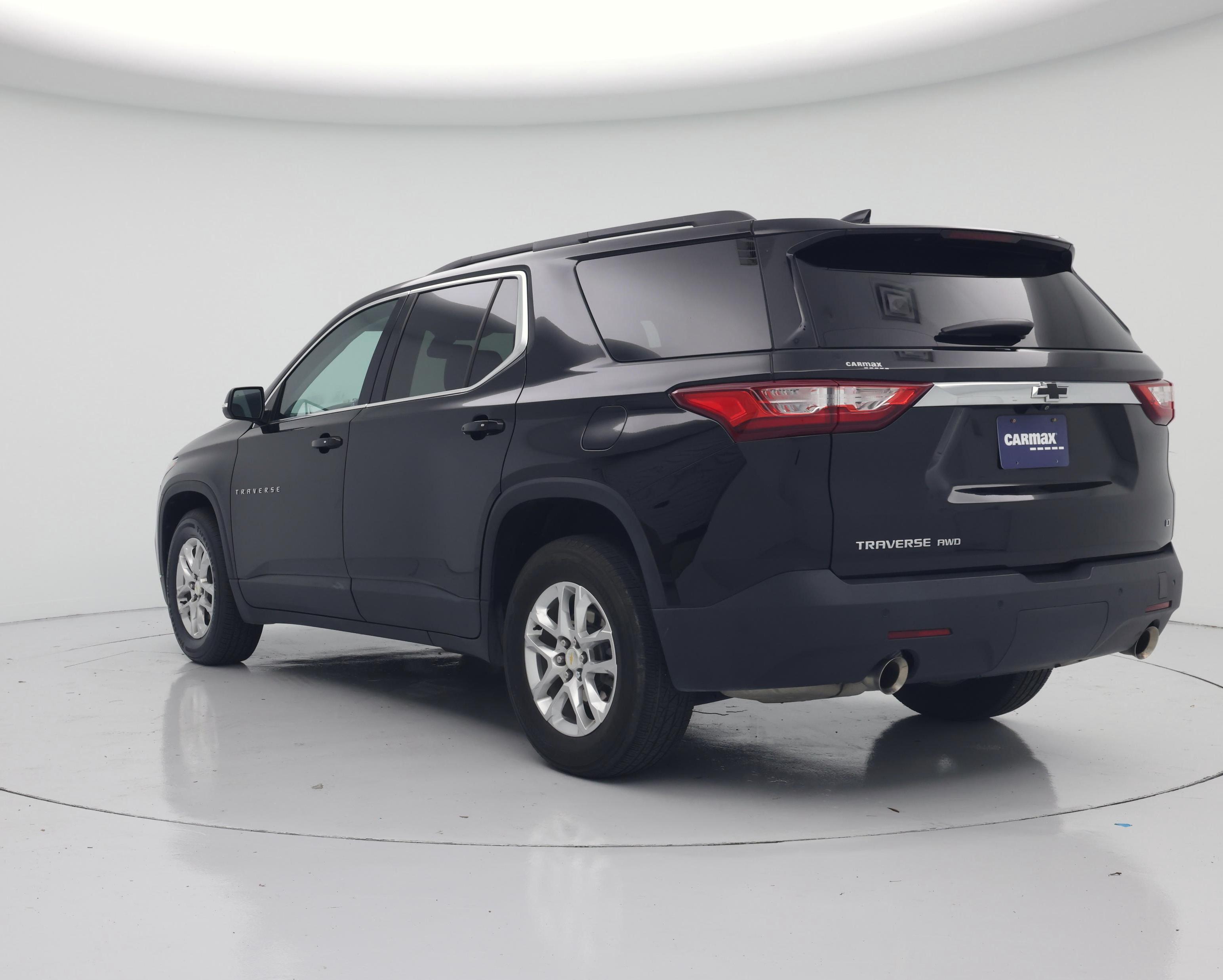 Thumbnail: 2021 Chevrolet Traverse - 2