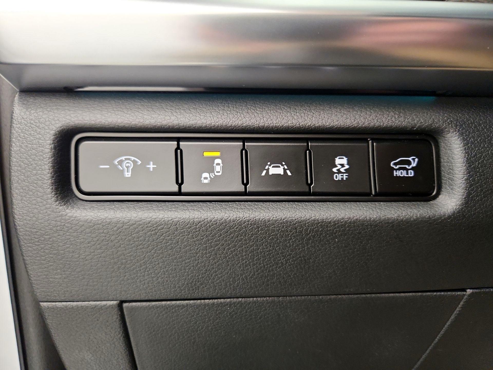 Thumbnail: 2020 Kia Telluride - 13