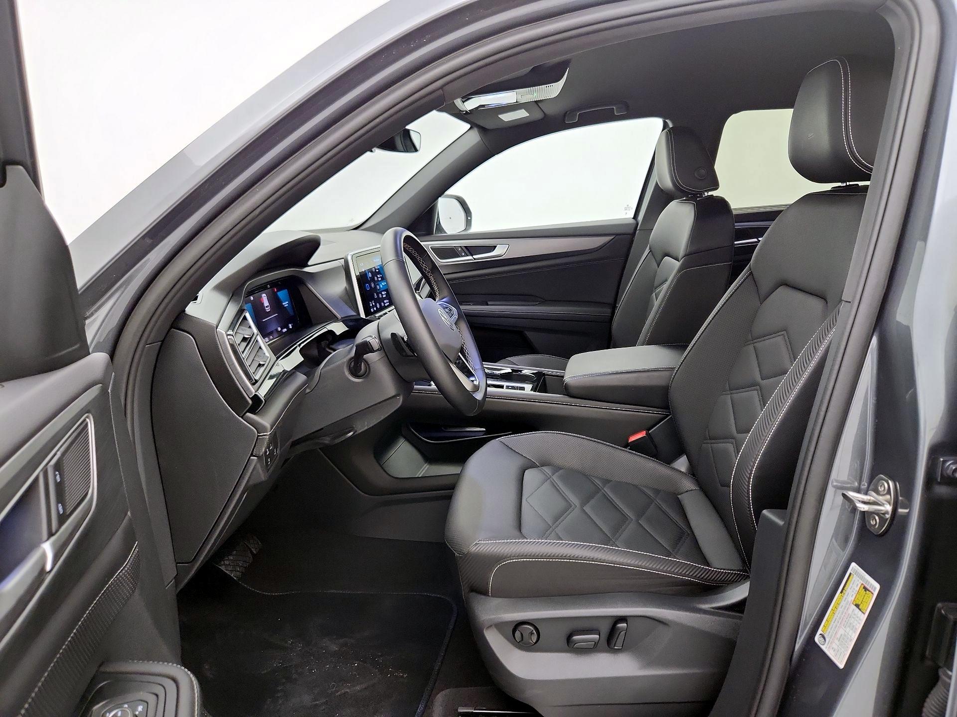 Thumbnail: 2025 Volkswagen Atlas - 11