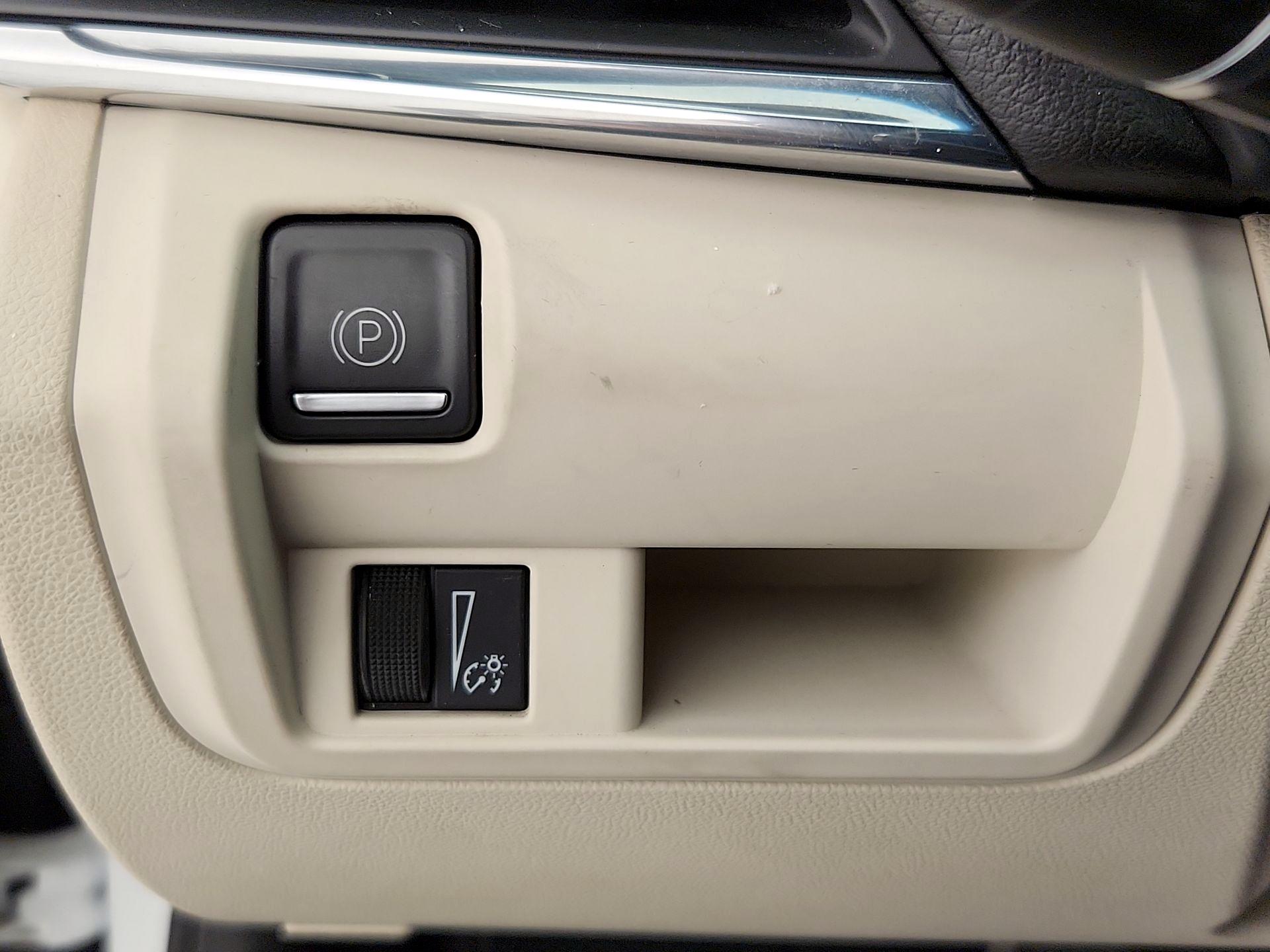 Thumbnail: 2023 Cadillac CT4 - 13