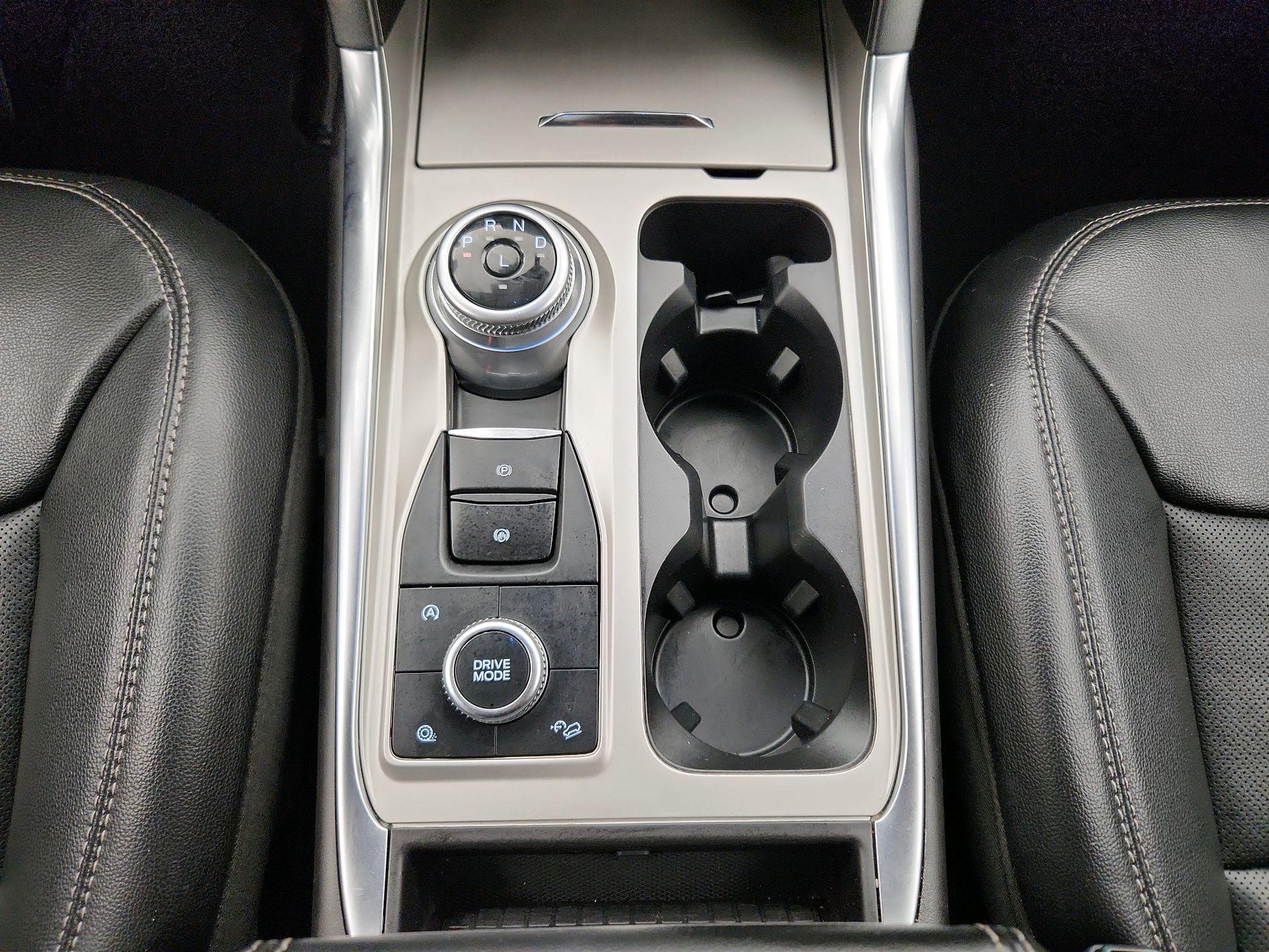 Thumbnail: 2023 Ford Explorer - 18