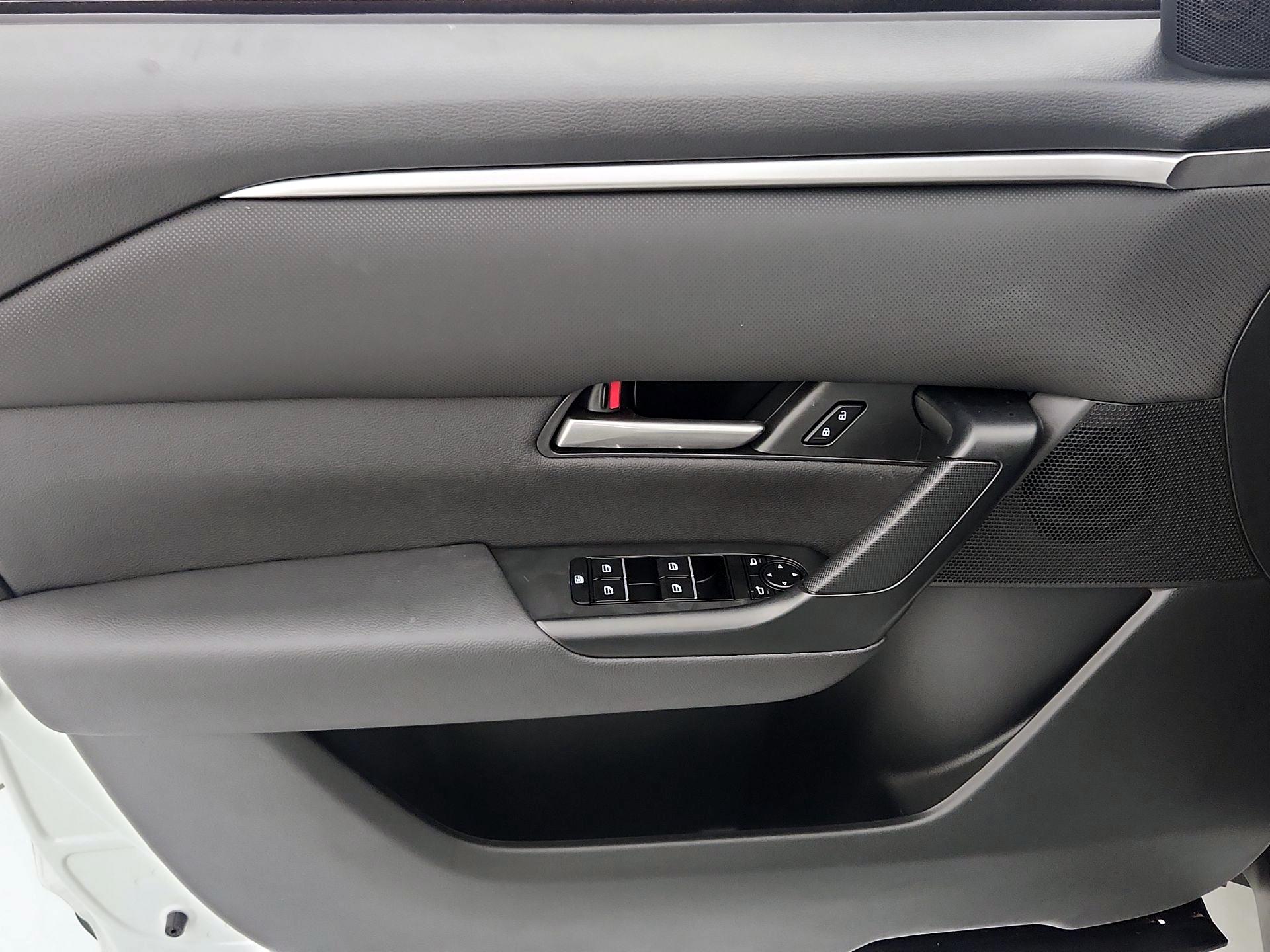 Thumbnail: 2025 Mazda CX-50 - 12