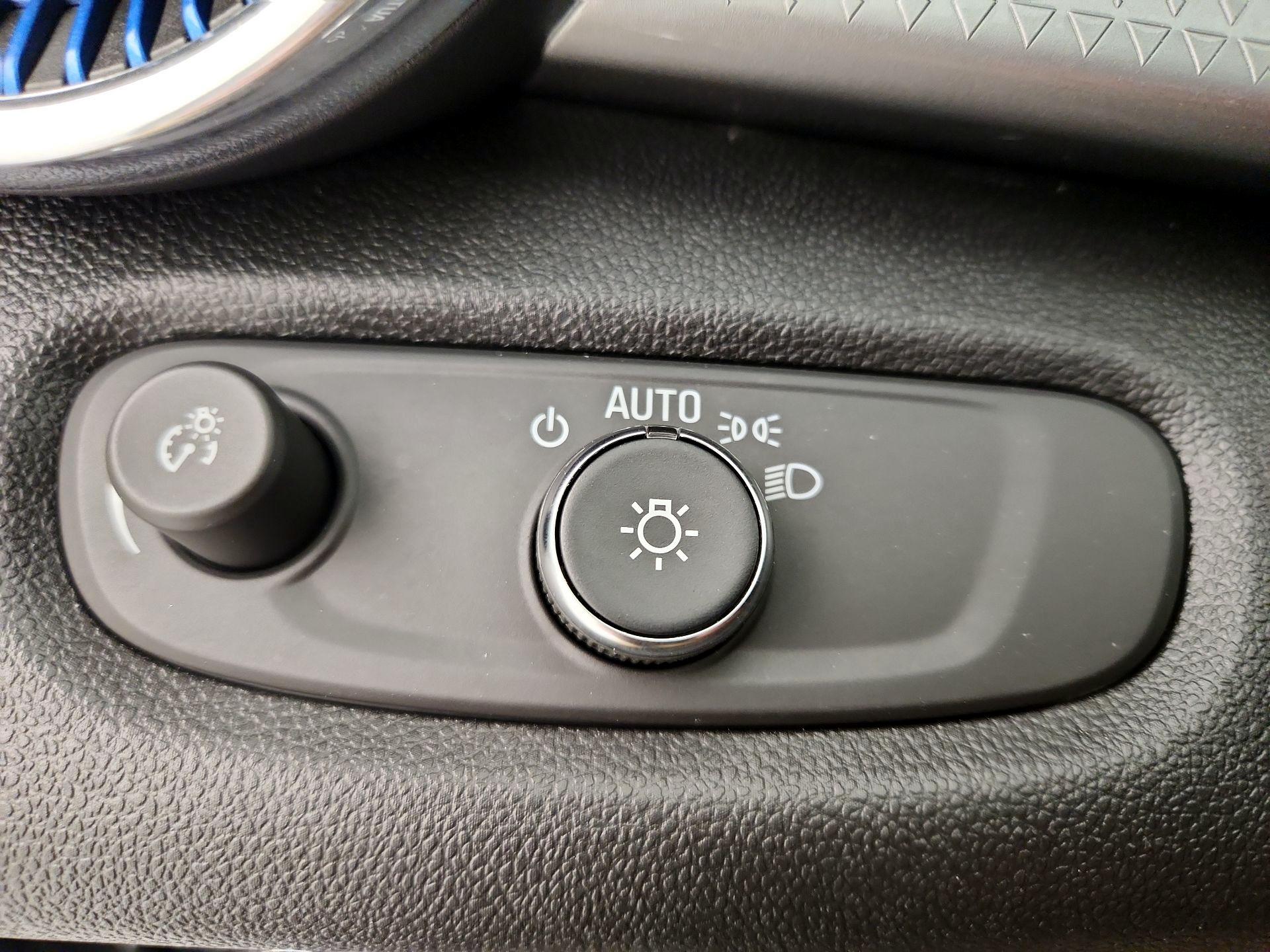 Thumbnail: 2025 Chevrolet Trax - 13