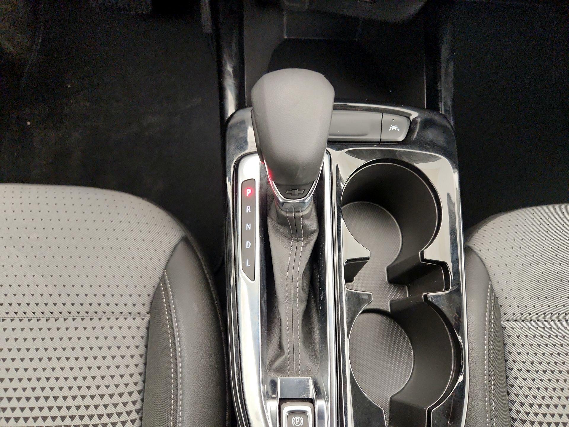 Thumbnail: 2025 Chevrolet Trax - 17