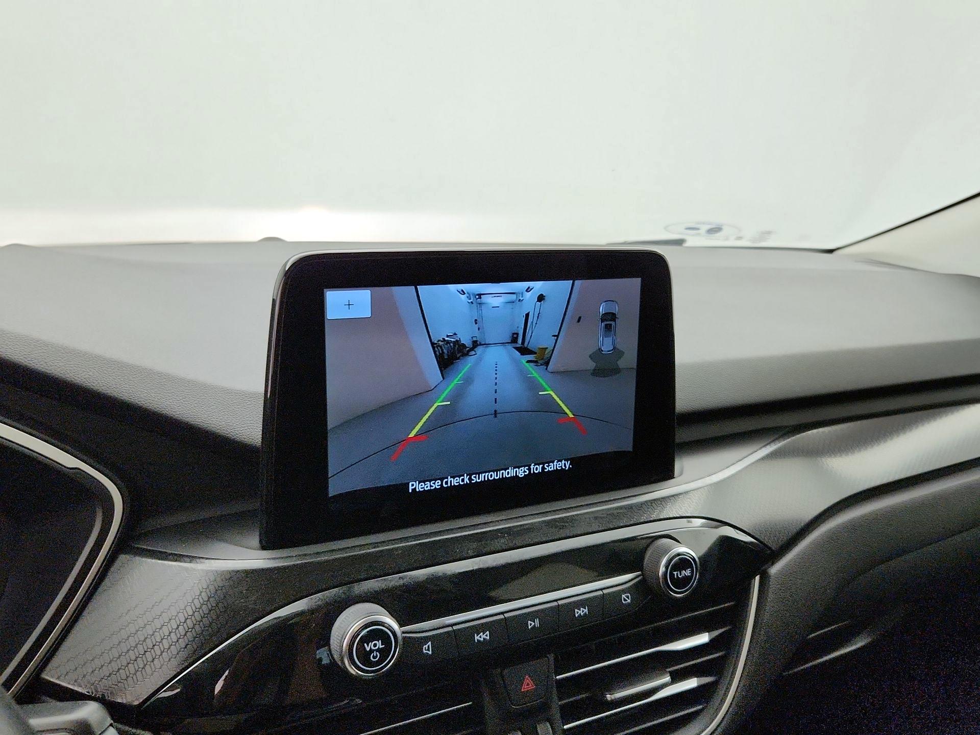 Thumbnail: 2022 Ford Escape - 14