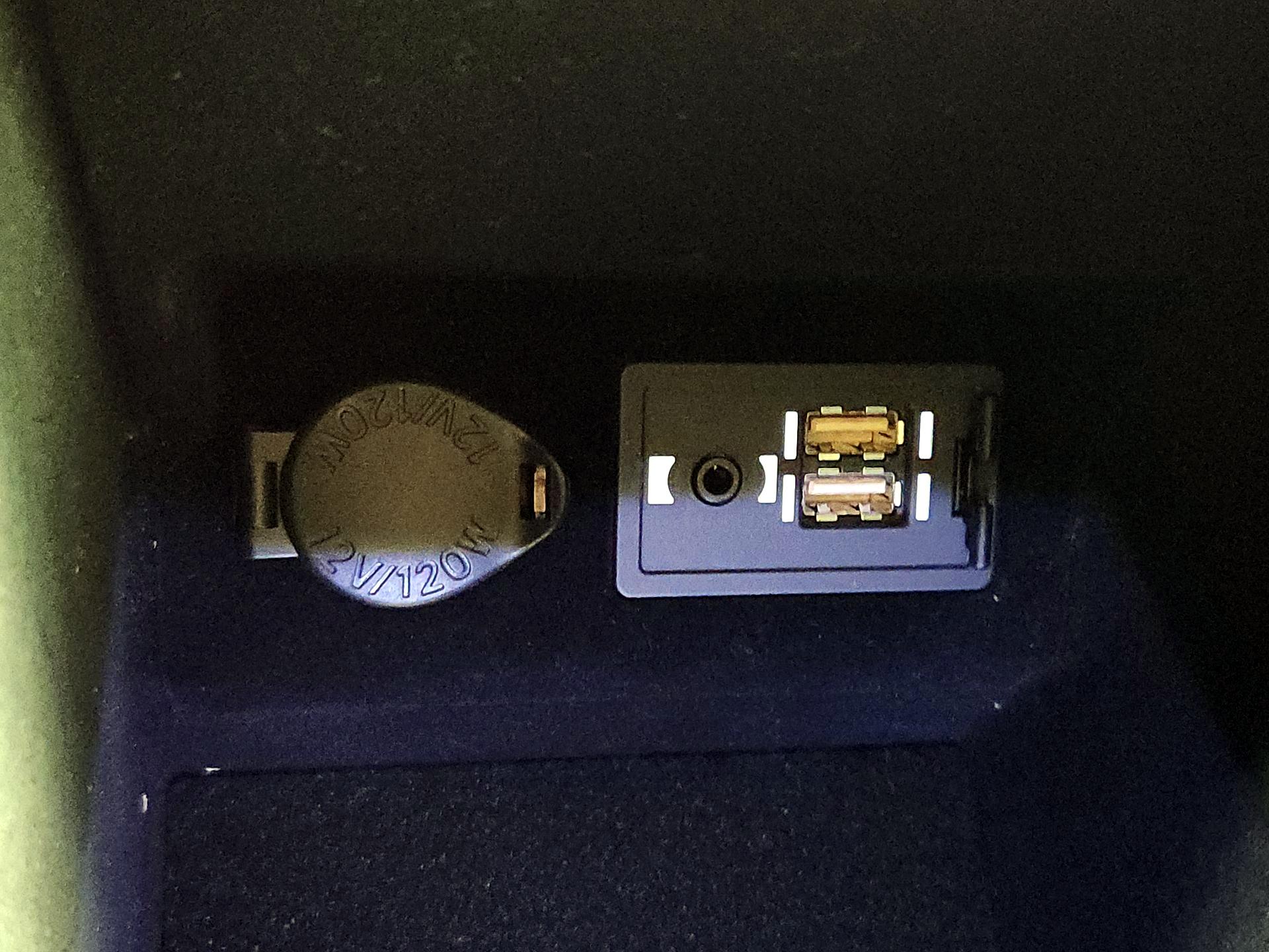 Thumbnail: 2018 Lexus ES - 19