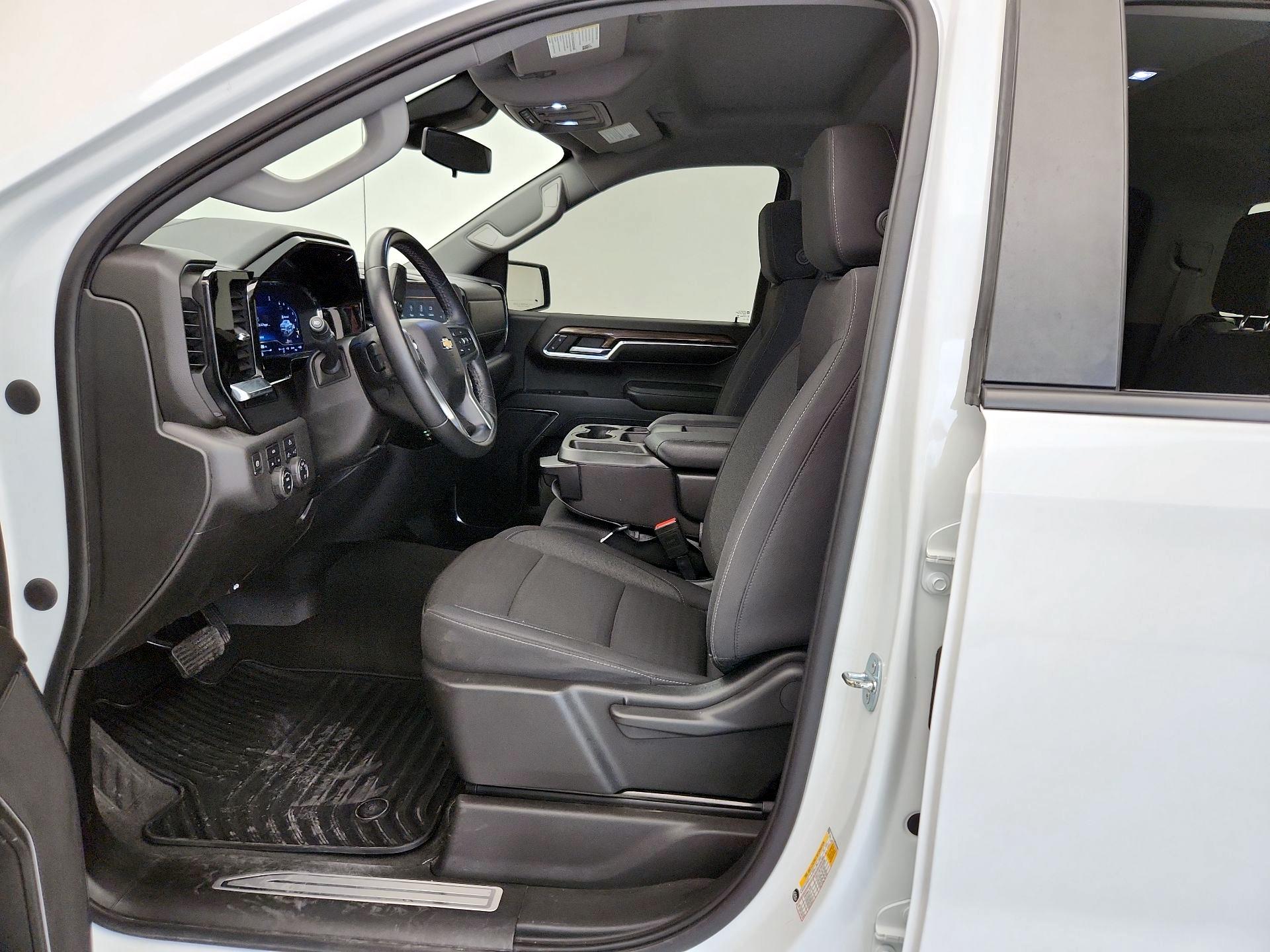 Thumbnail: 2023 Chevrolet Silverado 1500 - 11