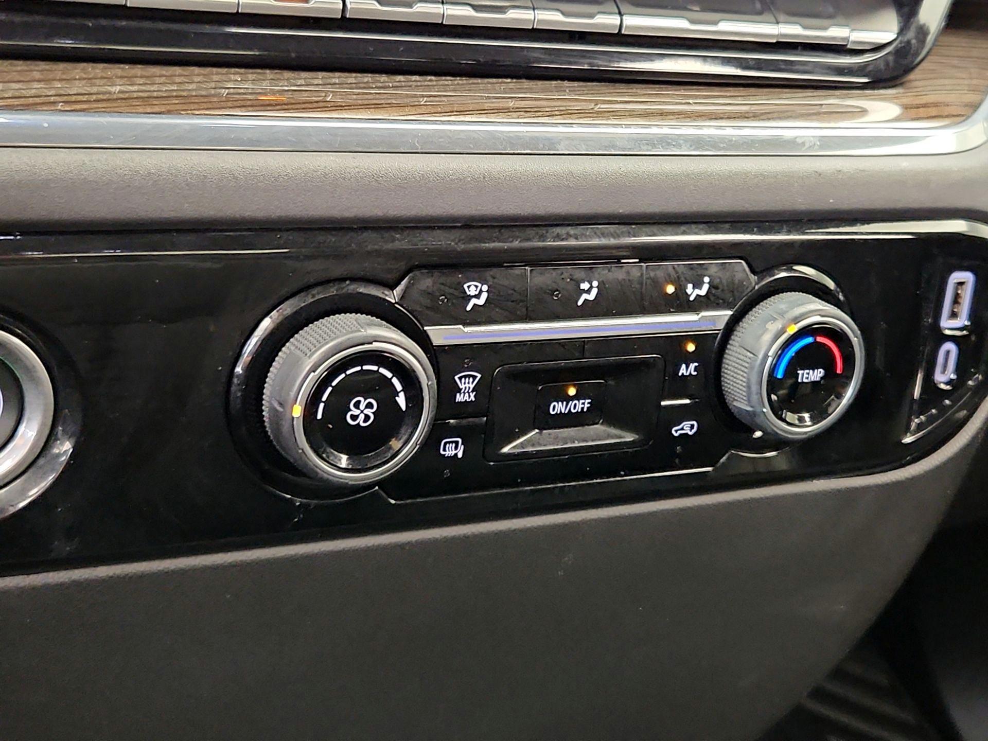 Thumbnail: 2023 Chevrolet Silverado 1500 - 16