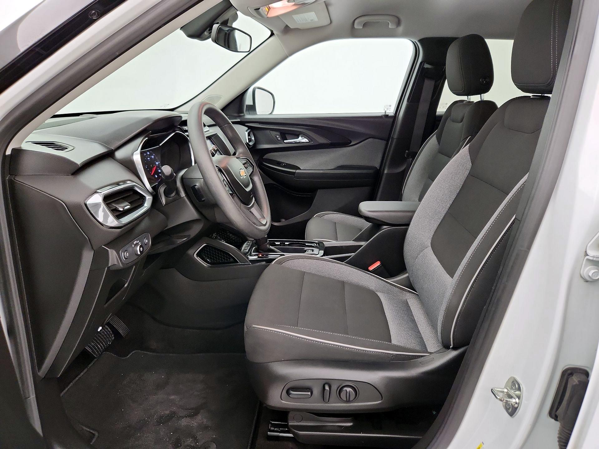 Thumbnail: 2022 Chevrolet TrailBlazer - 11